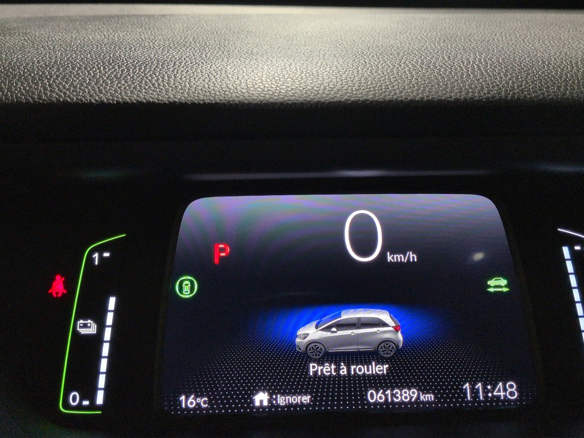 HONDA Jazz 1.5i-MMD Executive E-CVT-image-10