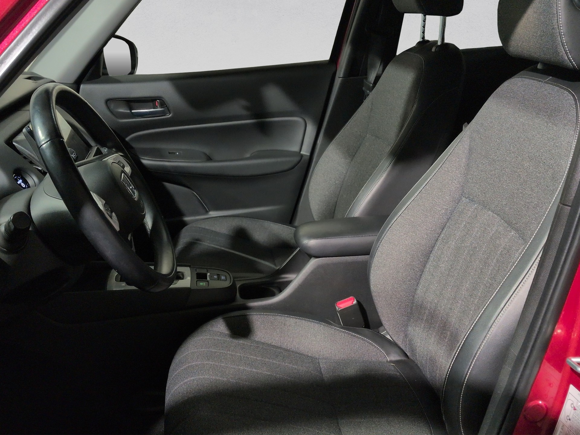 HONDA Jazz 1.5i-MMD Executive E-CVT-image-8