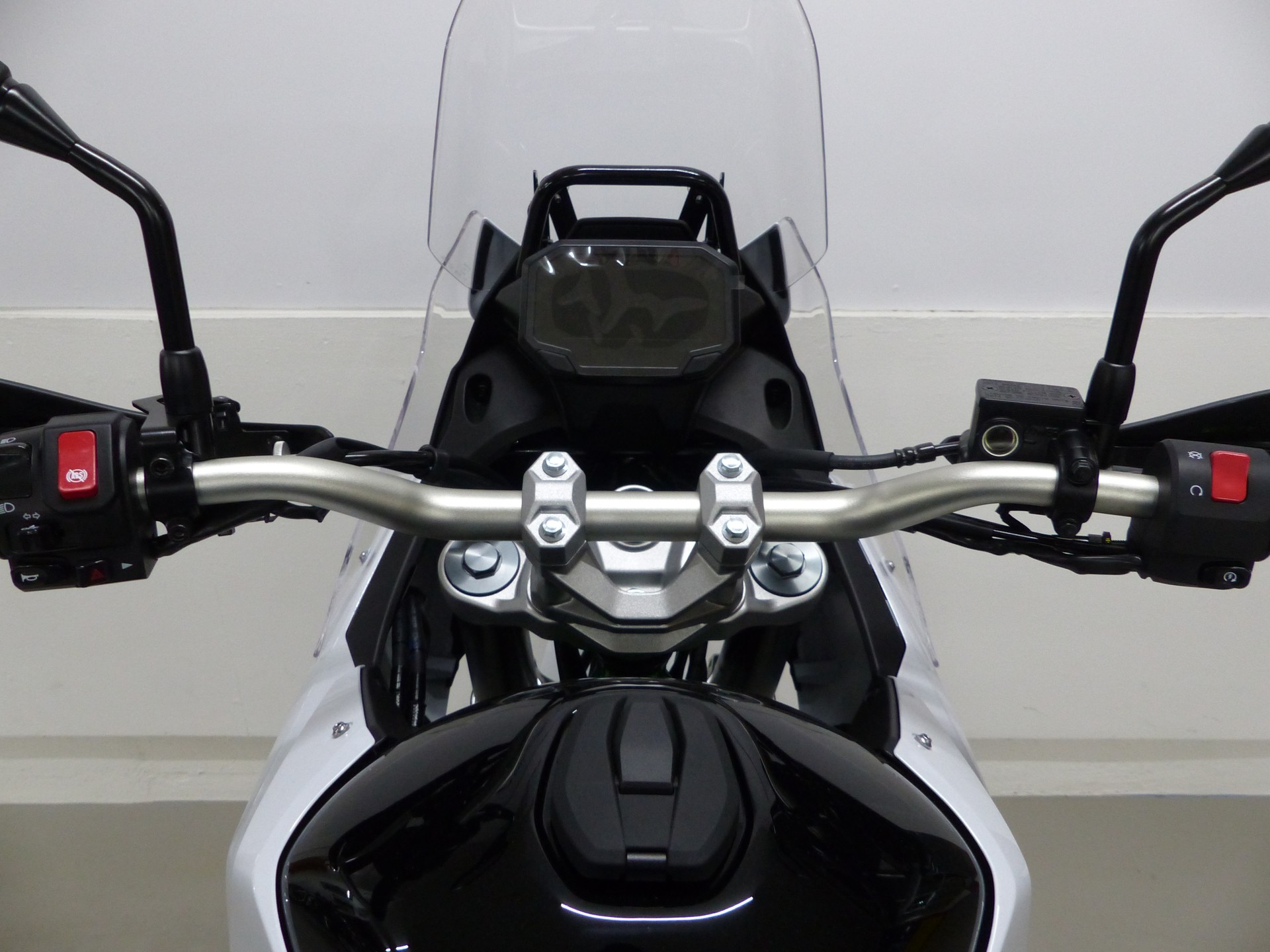KAWASAKI KLE 500 SE ABS-image-9