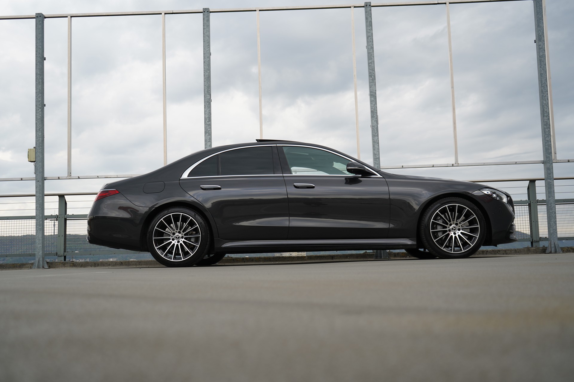 MERCEDES-BENZ S 500 4MATIC AMG LINE NIGHT 9G-TRONIC l 435 PS-showroom-element-2