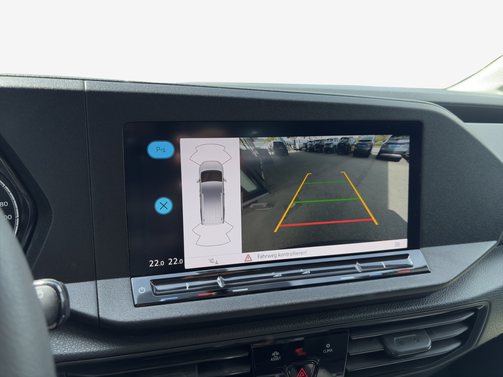 VW Caddy Cargo 2.0TDI Maxi 4Motion-image-15