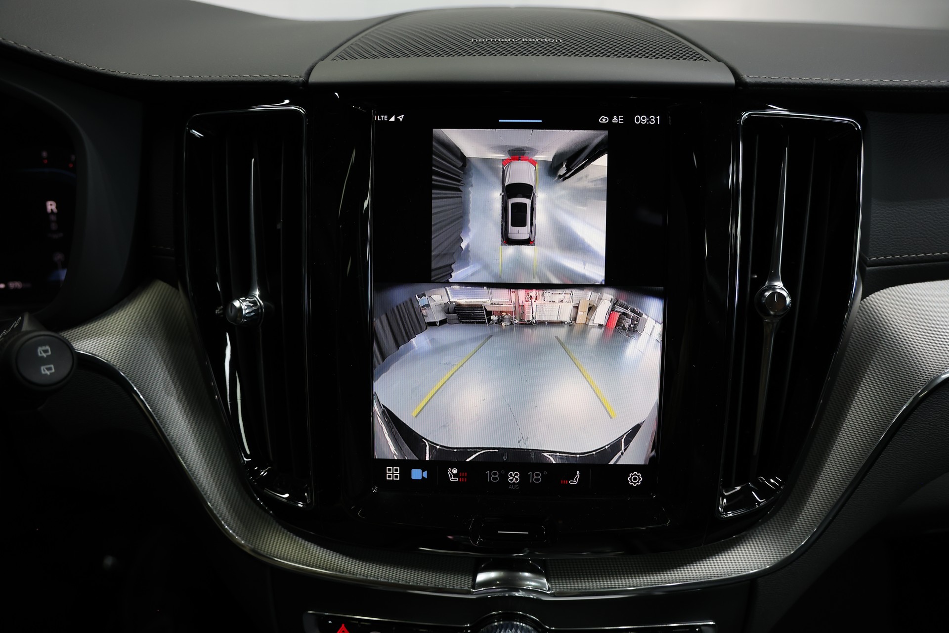 VOLVO XC60 B5 Benzin Mild Hybrid AWD Ultra Dark Geartronic-image-23