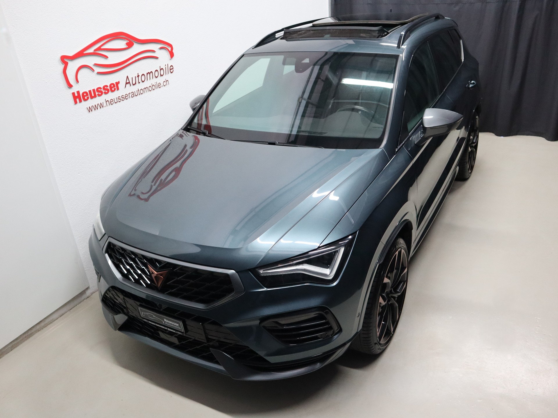 CUPRA Ateca 2.0TSI 4Drive DSG - Limited Edition - Panorama - Navi - Beats - Sportsitze - BREMBO - 360° Kamera - AHK - 300 PS-image-2