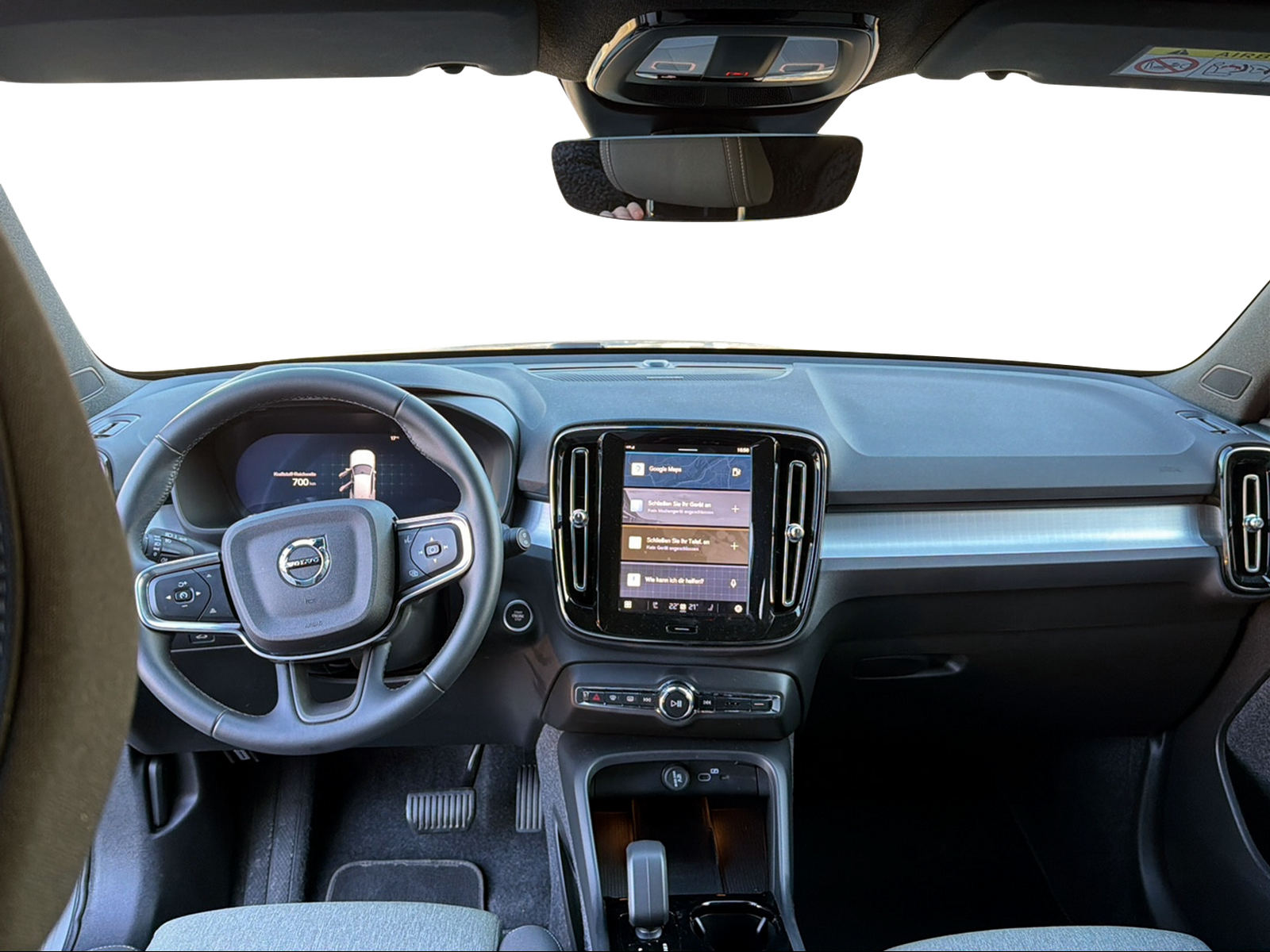 VOLVO XC40 2.0 B3 MH Plus Dark-image-8