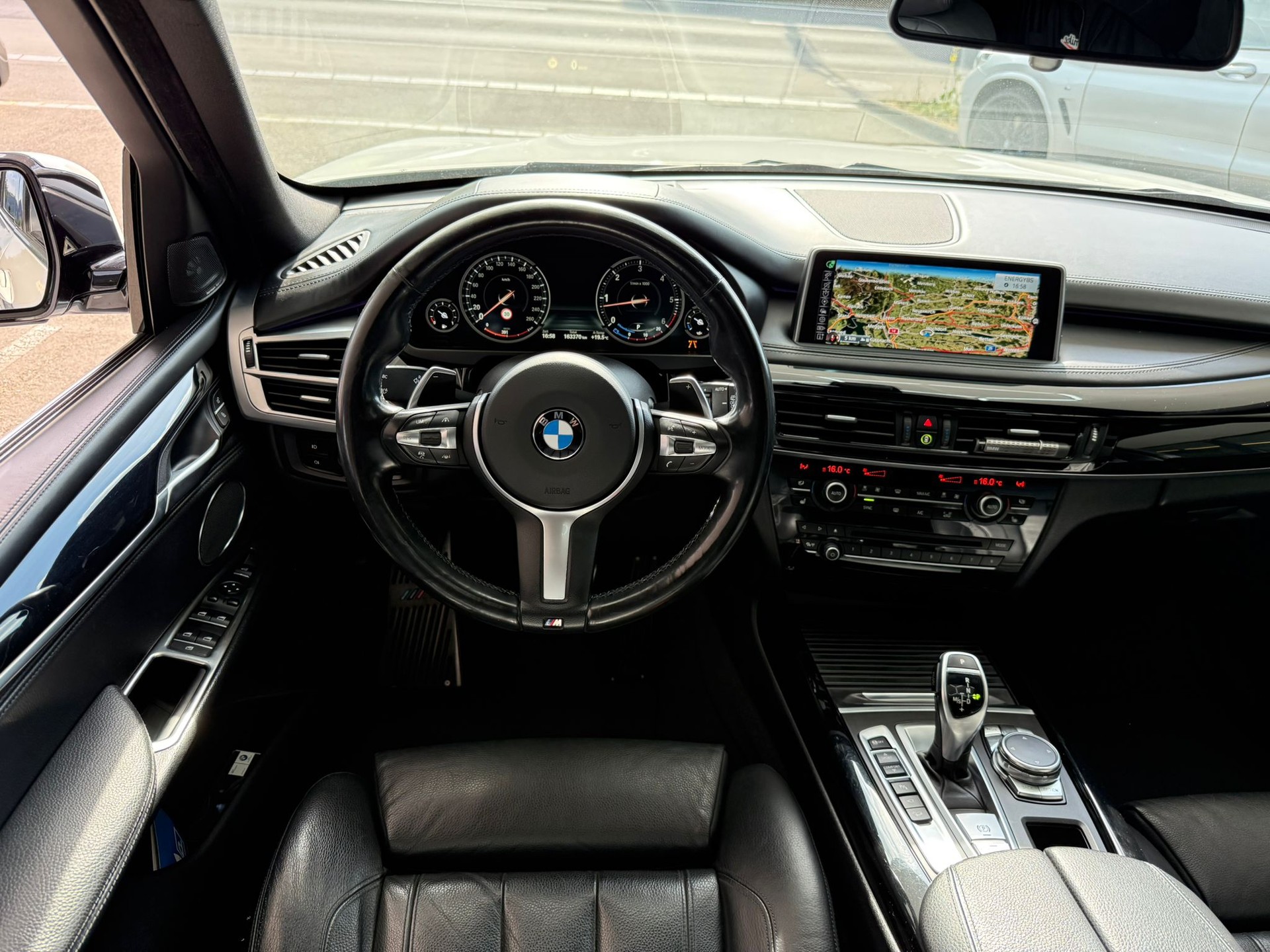 BMW X5 xDrive 40d *//M-Paket* Steptronic *HUD*-image-20