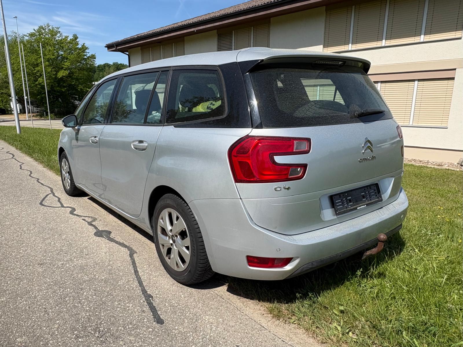 CITROEN 1,6 HDi 7-Platz AHK-image-1