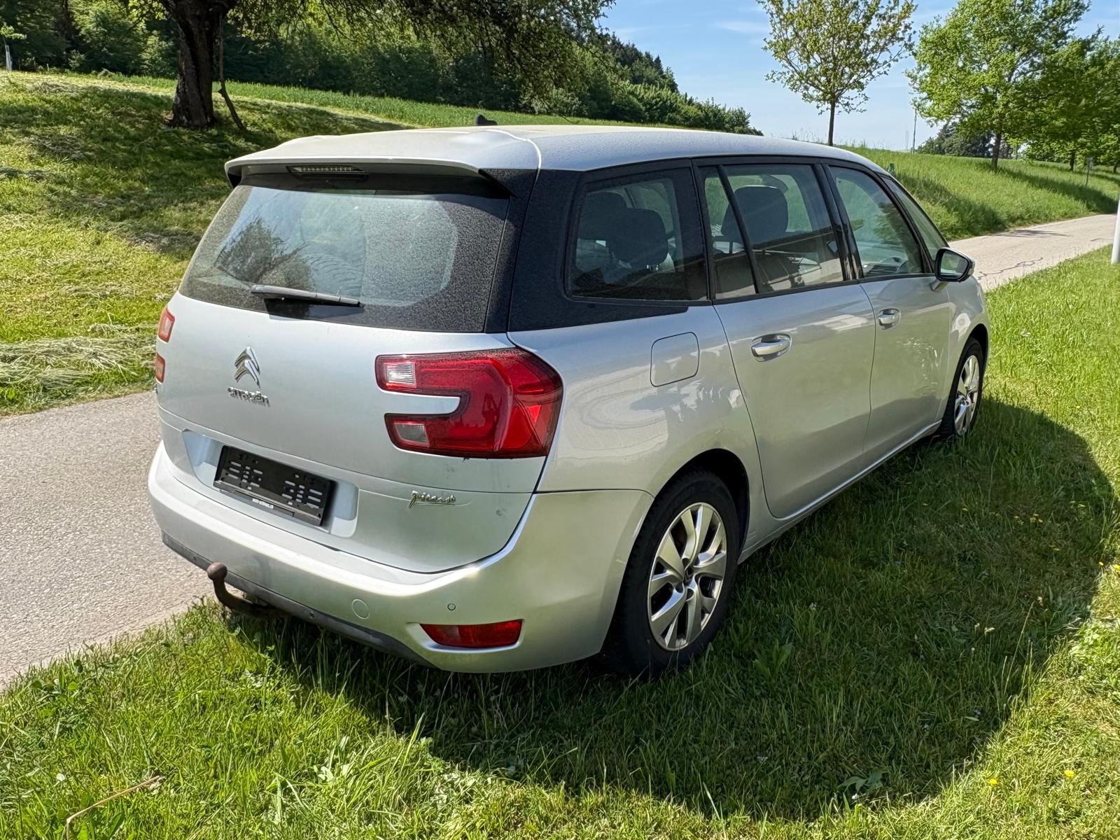 CITROEN 1,6 HDi 7-Platz AHK-image-3
