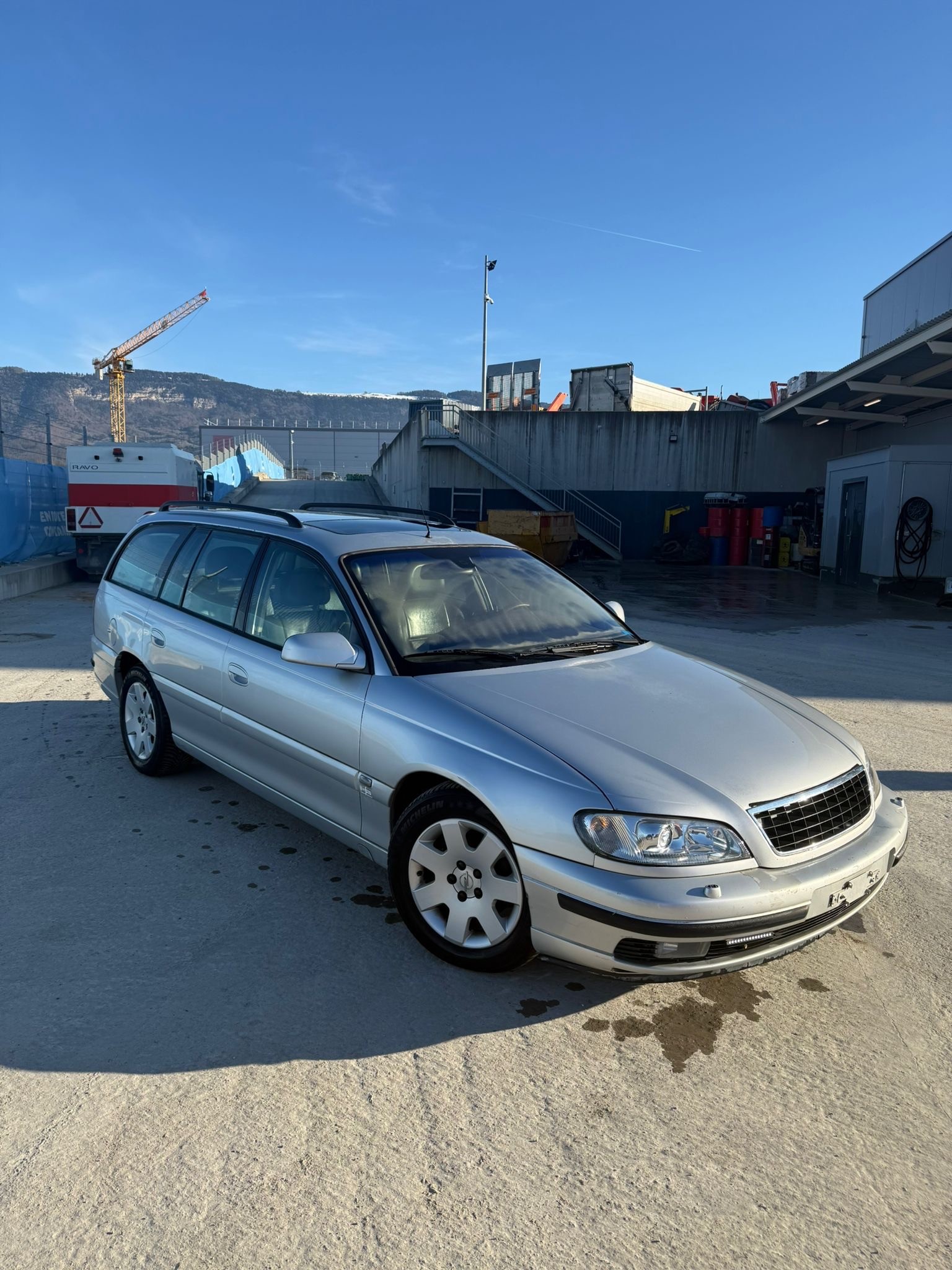 OPEL Omega 3.2i V6 Limited-image-1