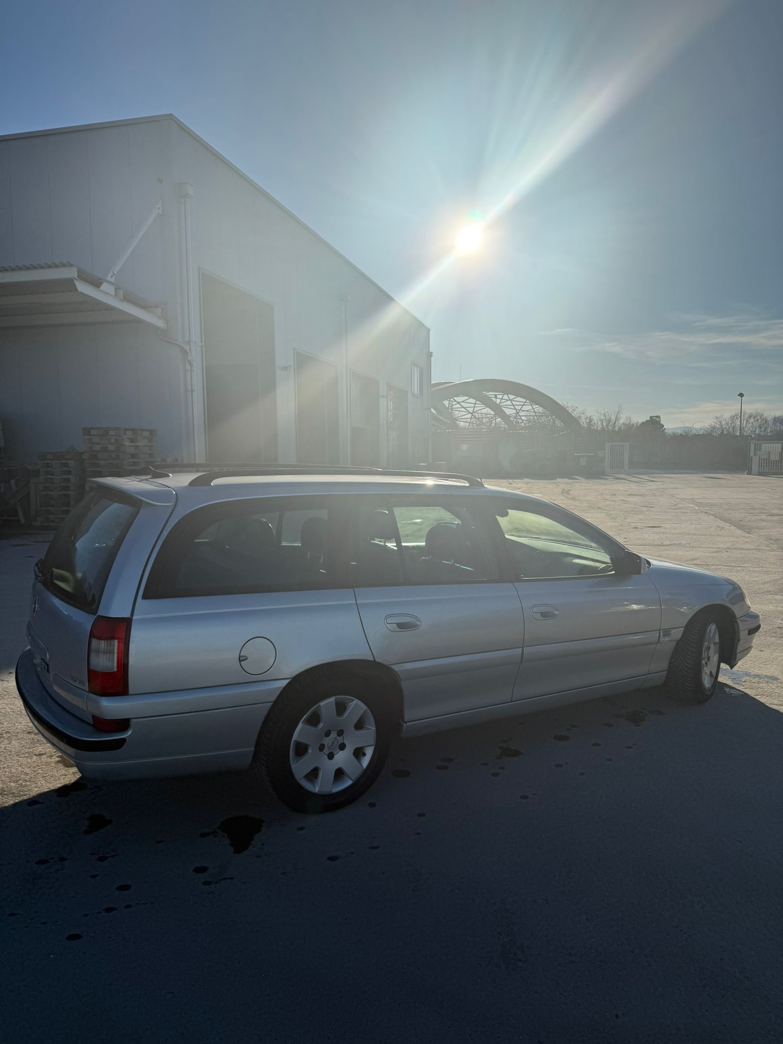 OPEL Omega 3.2i V6 Limited-image-2