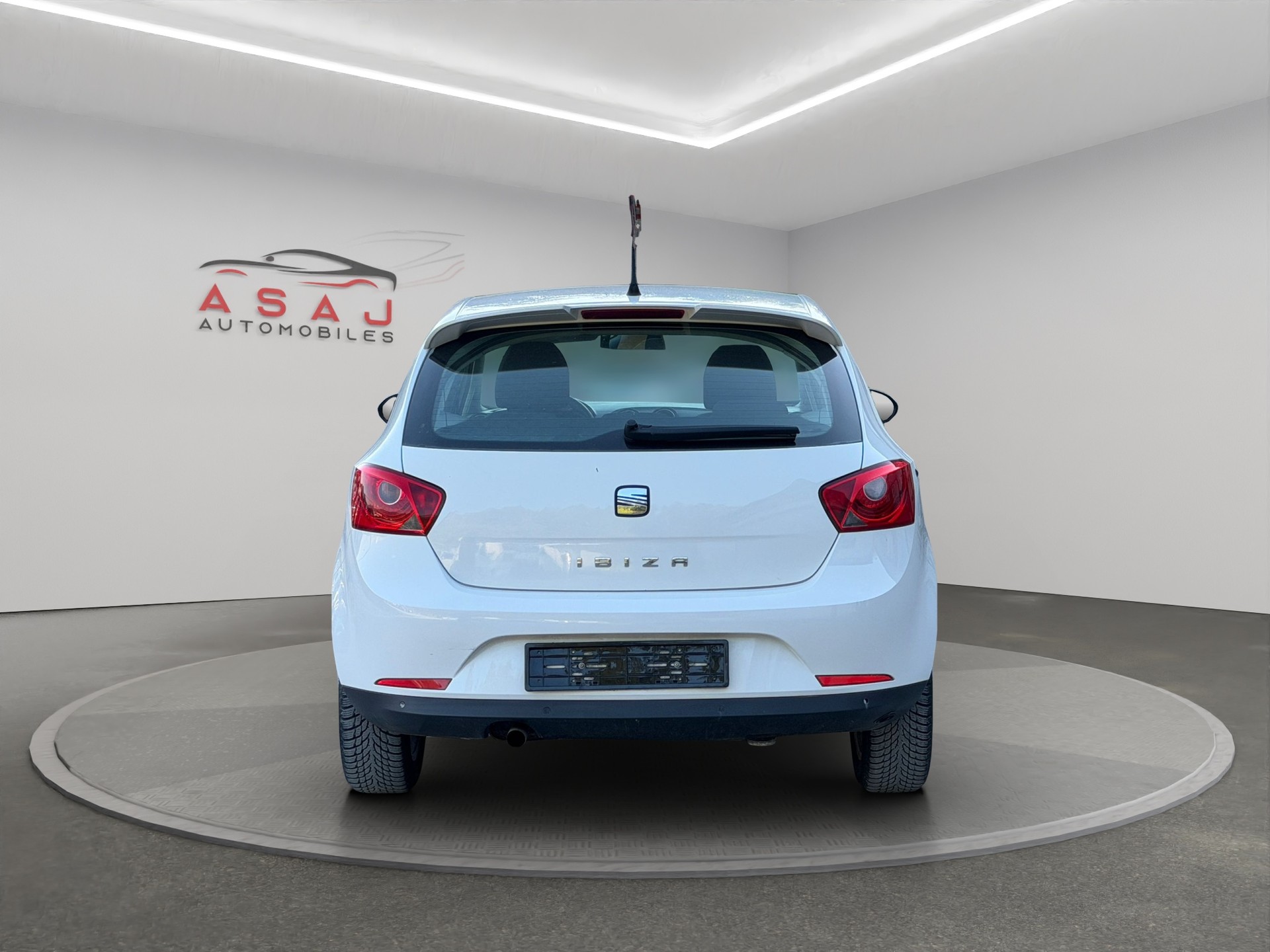 SEAT Ibiza 1.6 Style DSG-image-5