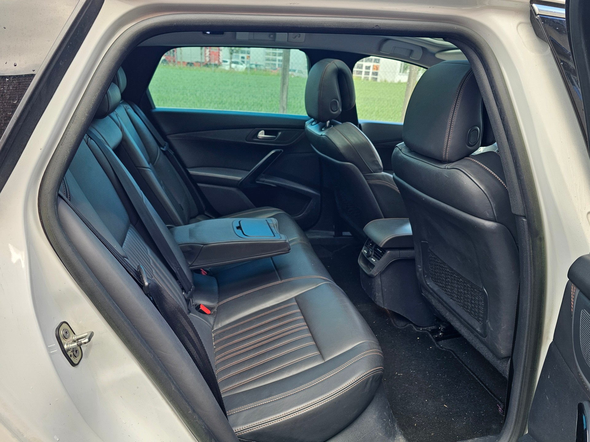 PEUGEOT 508 RXH 2.0 HDI Hybrid4 EGS6-image-11