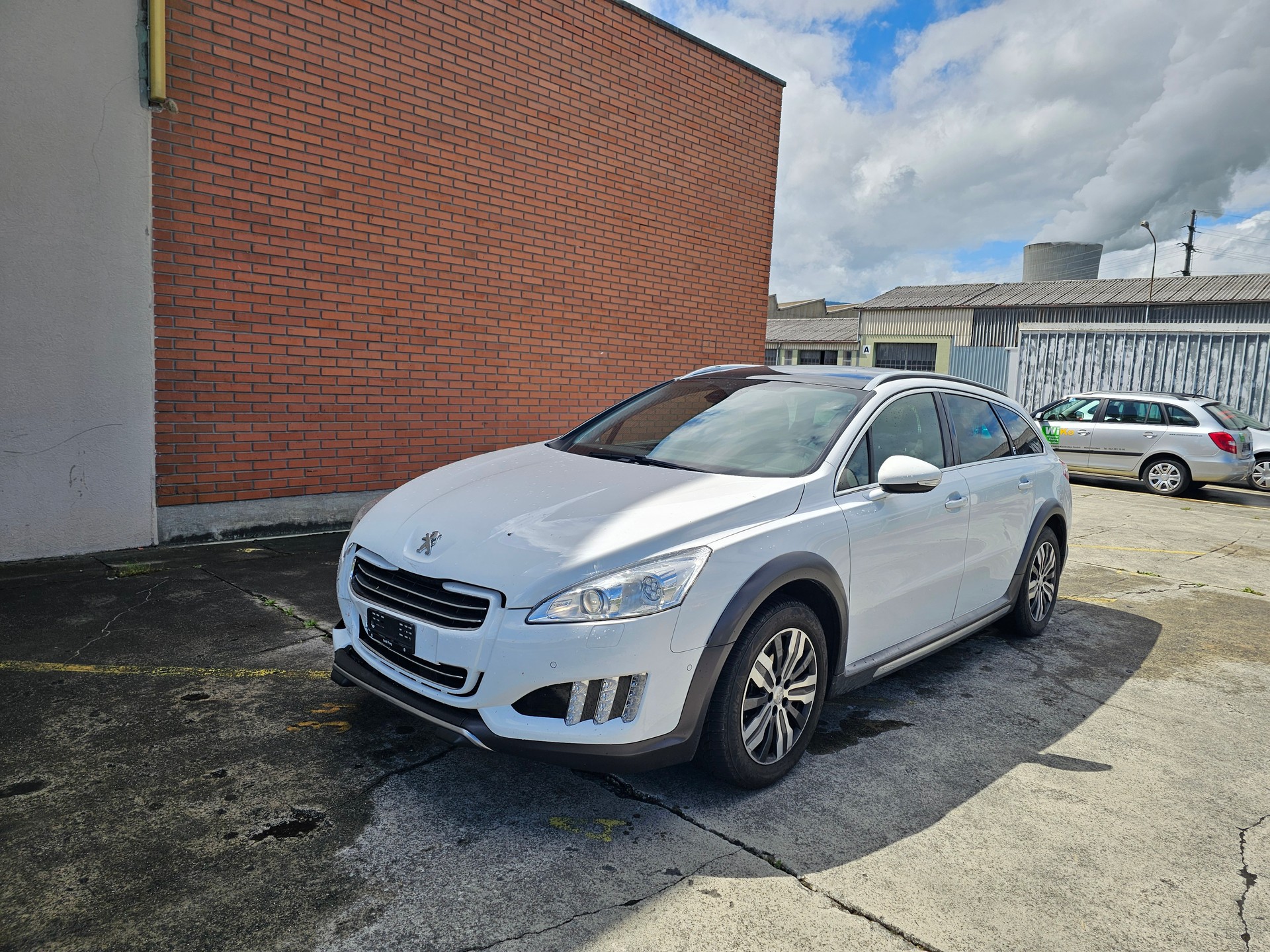 PEUGEOT 508 RXH 2.0 HDI Hybrid4 EGS6