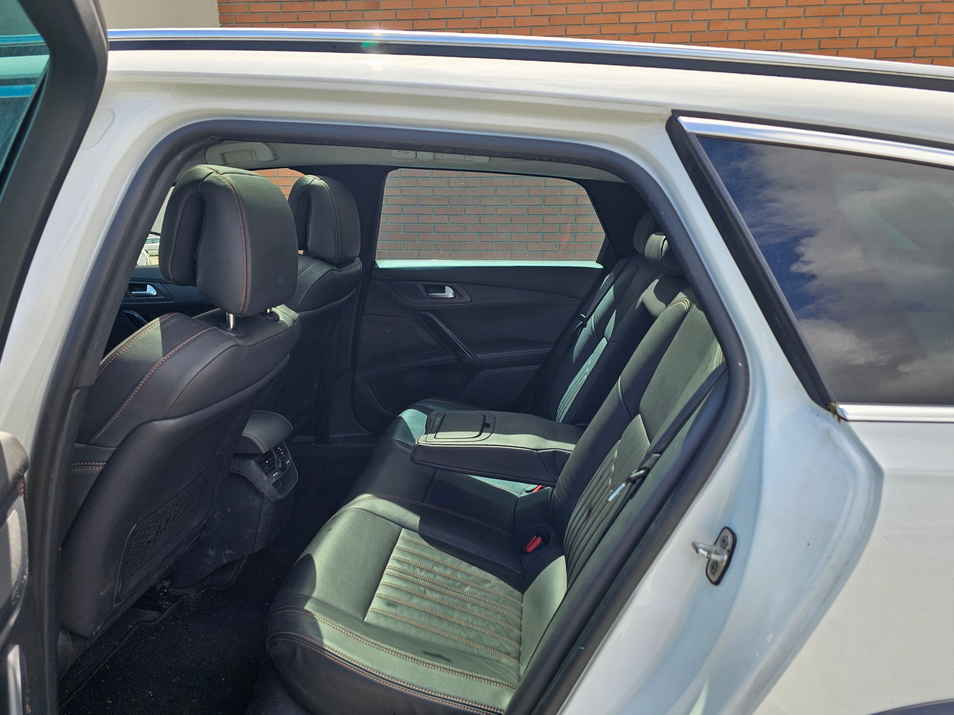 PEUGEOT 508 RXH 2.0 HDI Hybrid4 EGS6-image-10