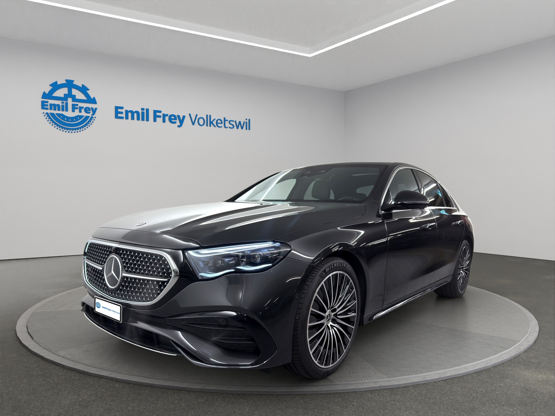 MERCEDES-BENZ E 220 d AMG Line 4matic
