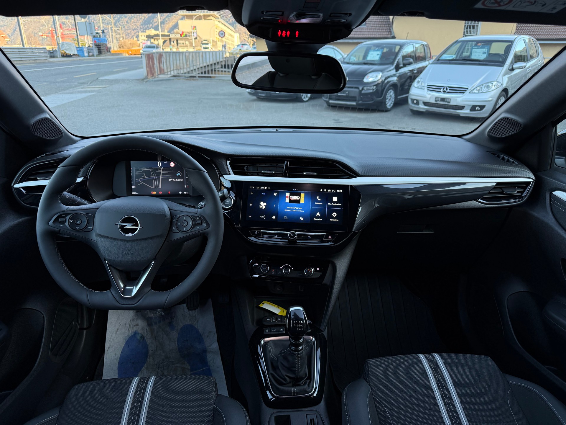 OPEL Corsa 1.2 TP GS-image-8