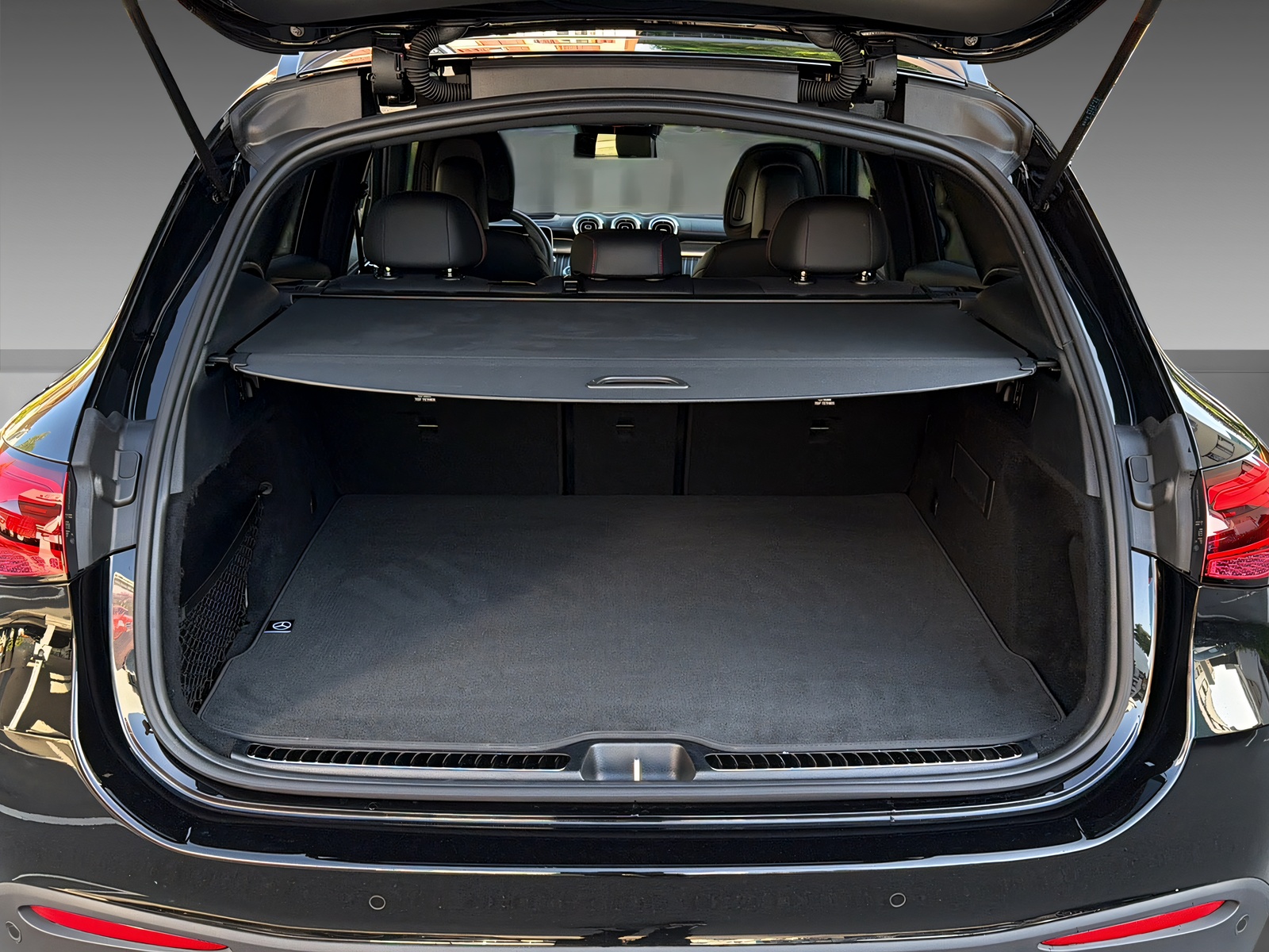 MERCEDES-BENZ GLC 43 4Matic Executive Edition-image-14