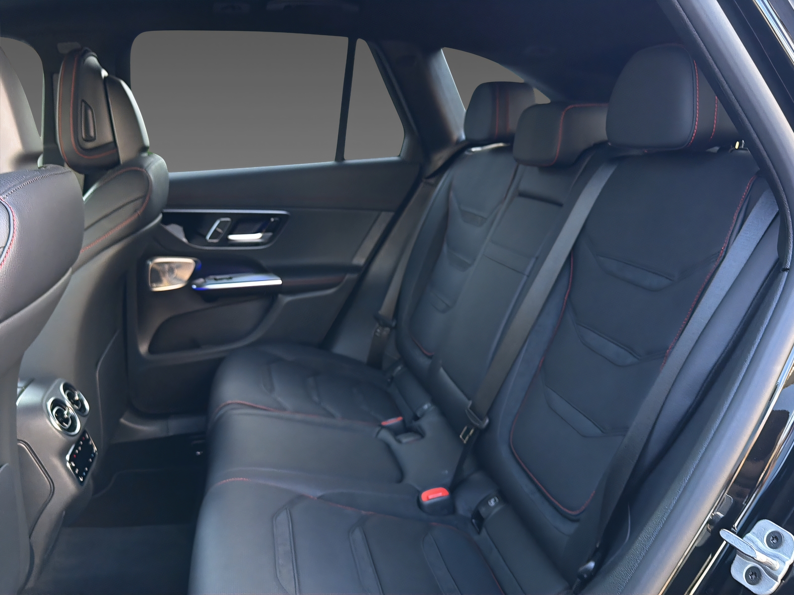 MERCEDES-BENZ GLC 43 4Matic Executive Edition-image-9