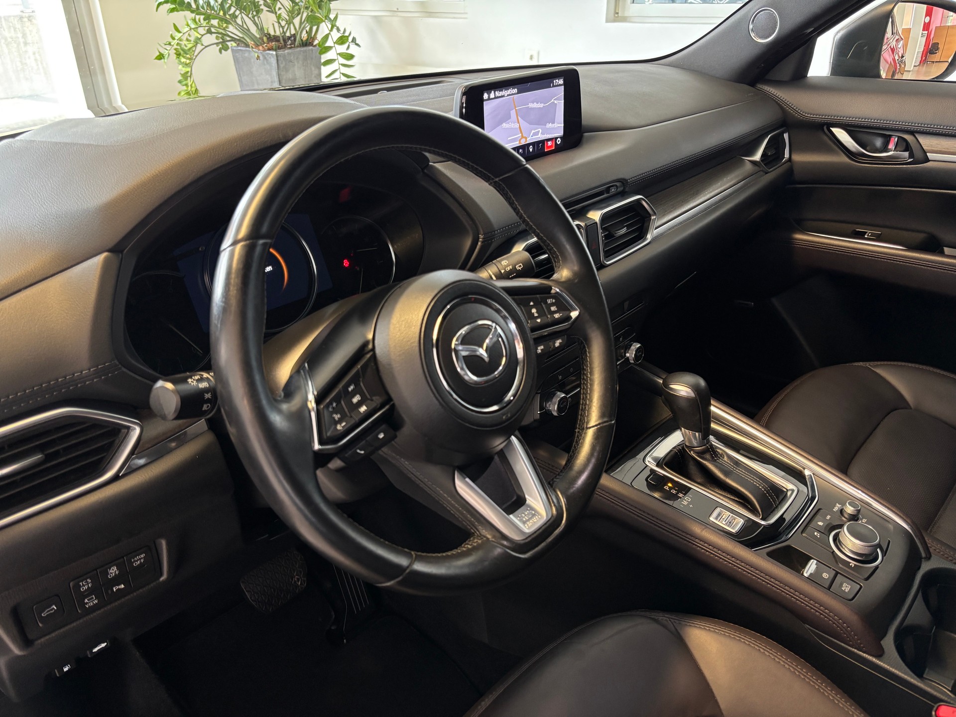 MAZDA CX-5 SKYACTIV-G 194 Revolution AWD Automat-image-5