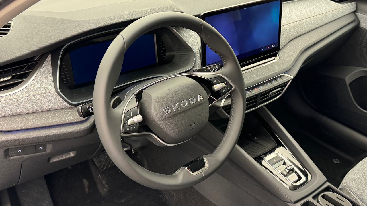 SKODA Octavia Combi 2.0 TDI DSG Selection-image-6