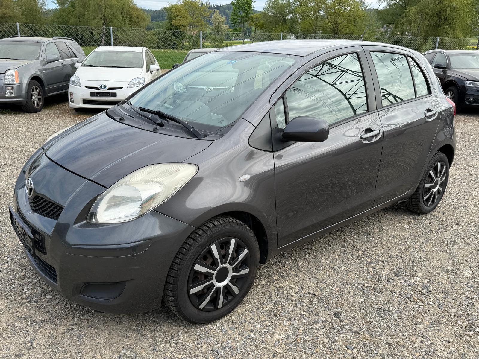 TOYOTA Yaris 1.0 Style