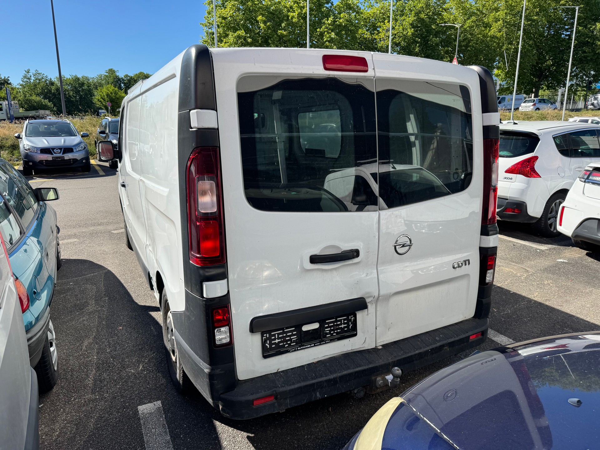 OPEL Vivaro 1.6 CDTI 2.7t L1H1-image-9