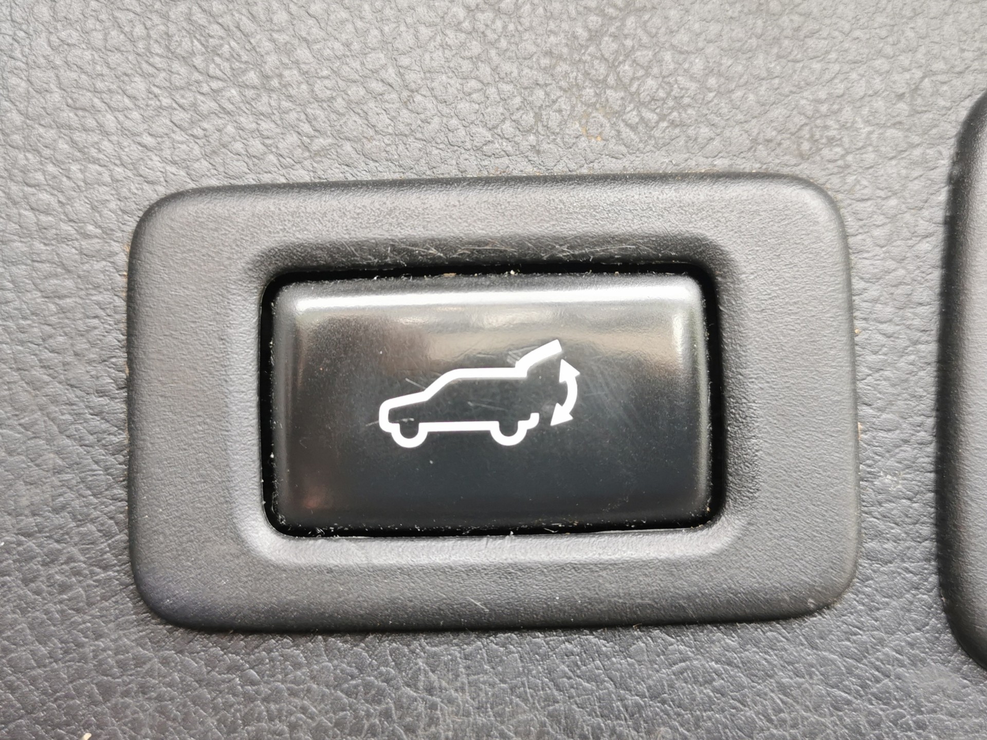 SUBARU Forester 2.0XT Luxury Lineartronic-image-9