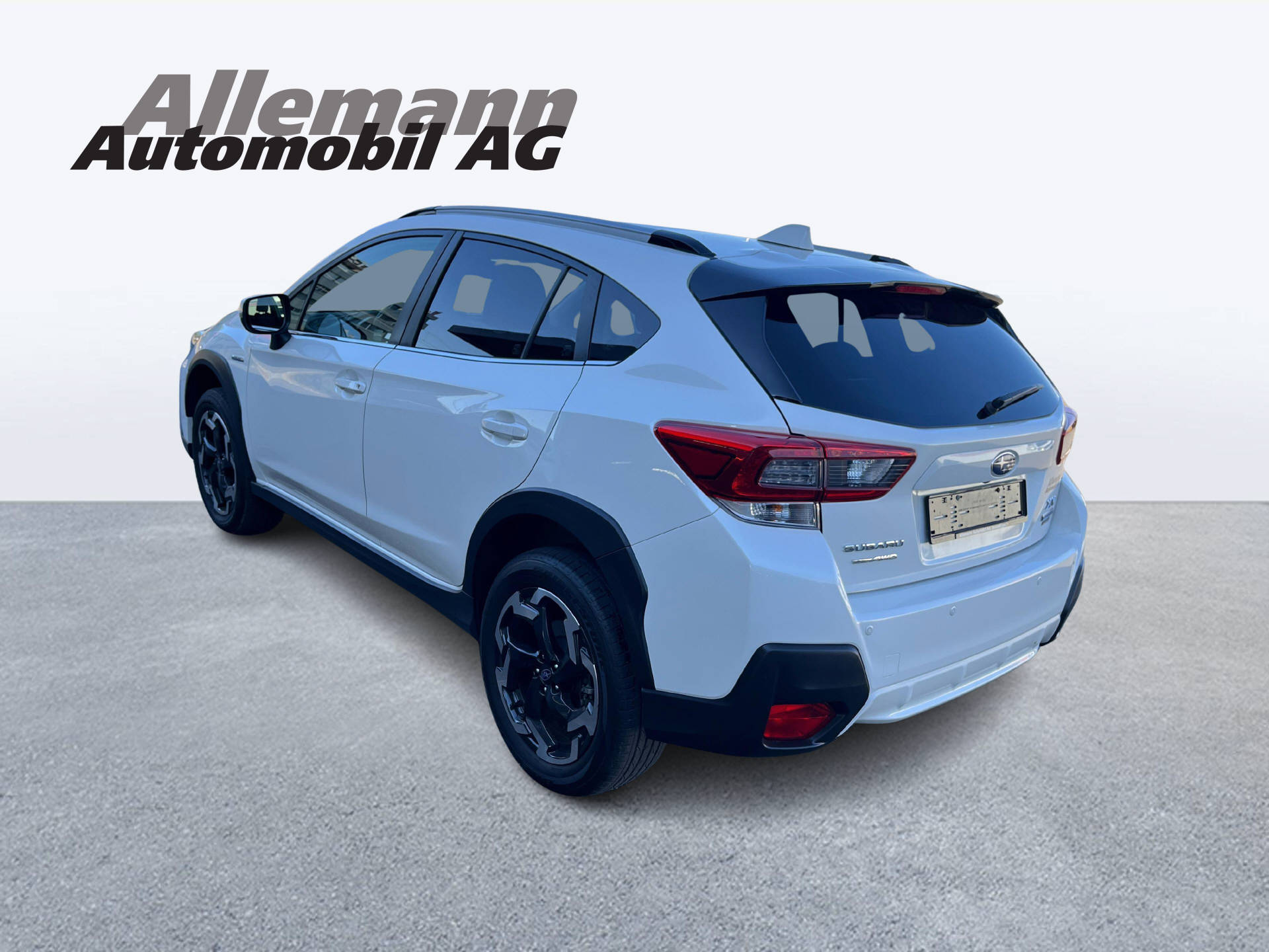 SUBARU XV 2.0i e-Boxer Swiss Plus-image-5