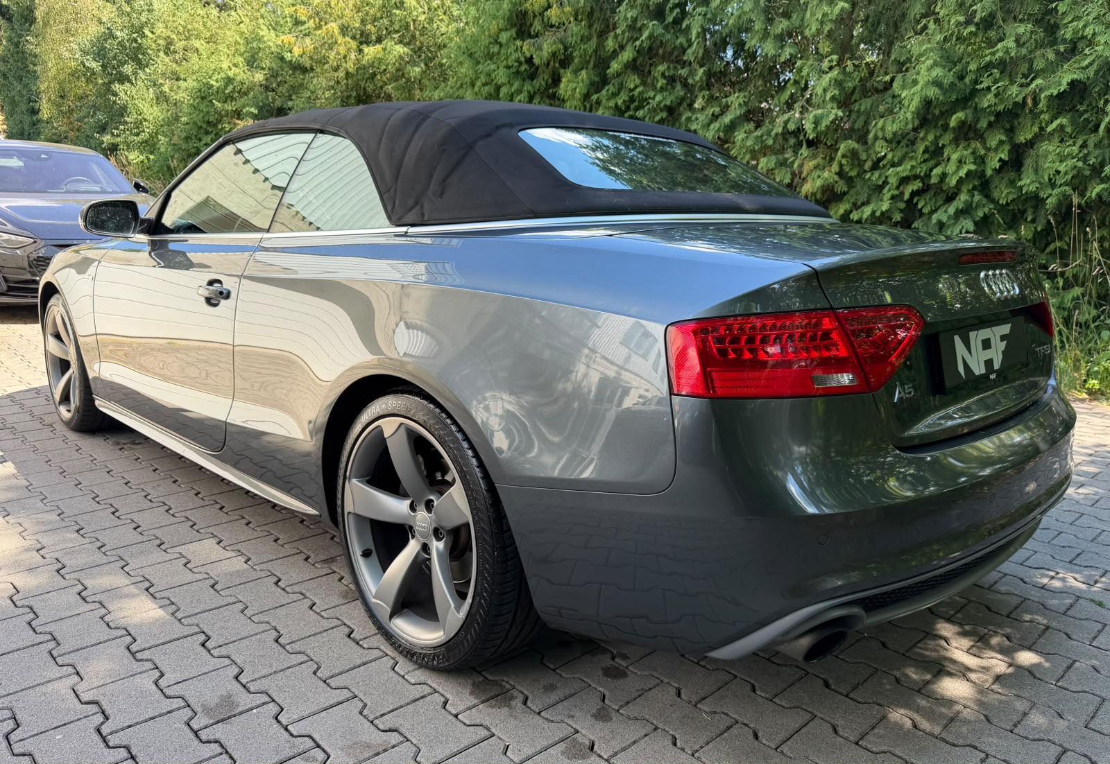 AUDI A5 Cabriolet 1.8 TFSI multitronic-showroom-element-2