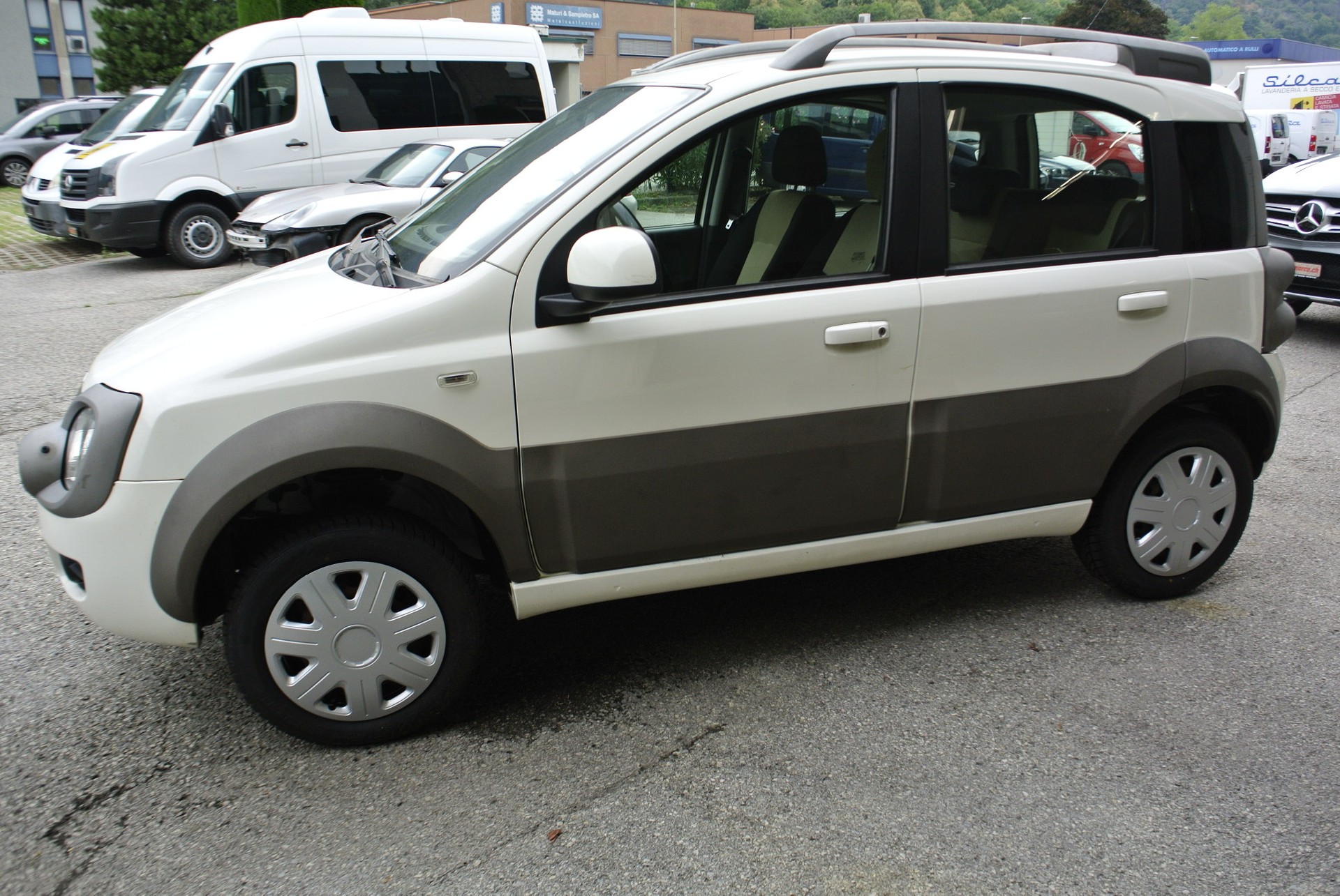 FIAT Panda 1.3 16V JTD Cross 4x4-showroom-element-1