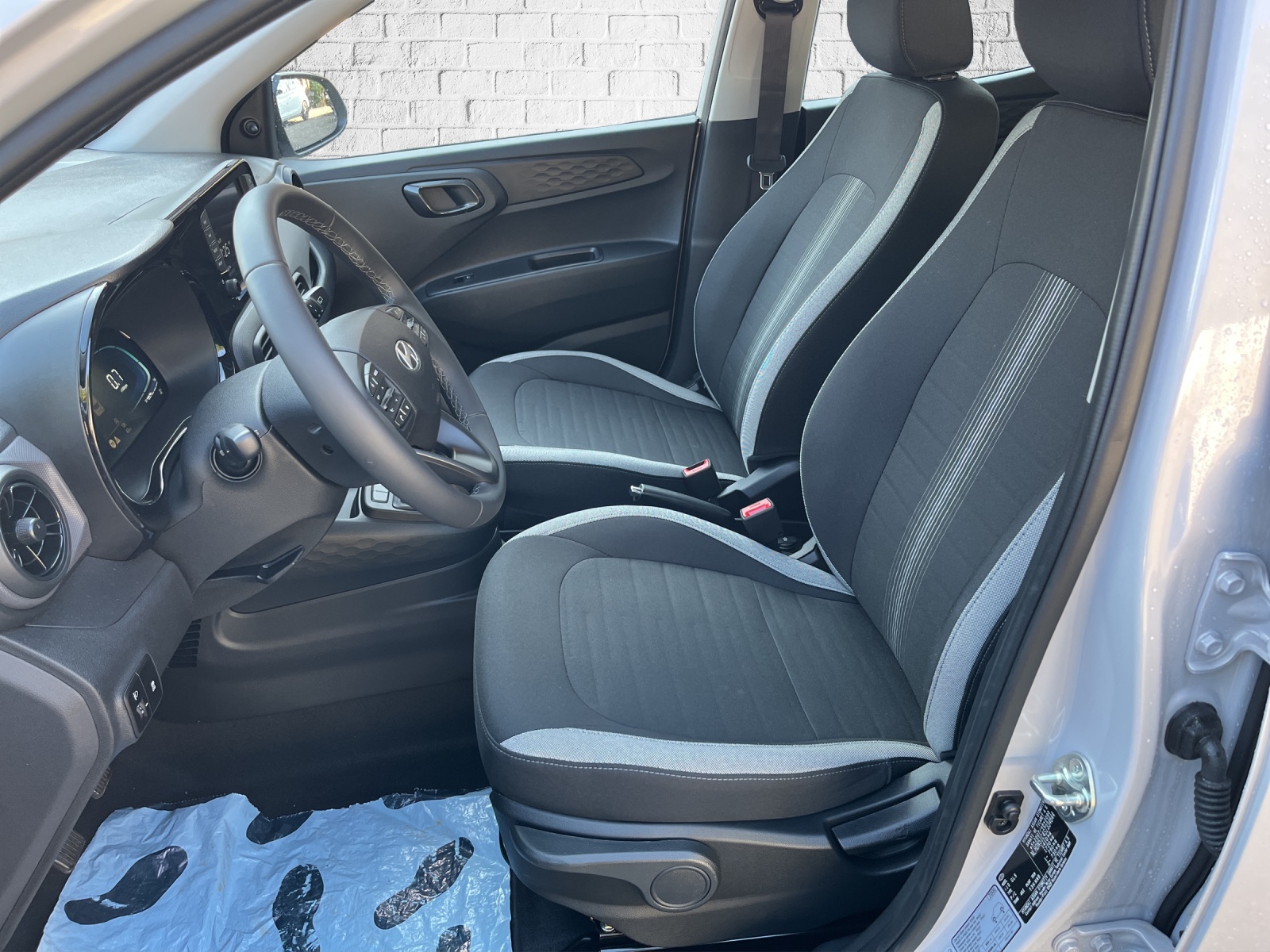 HYUNDAI i10 1.0 Origo-image-8