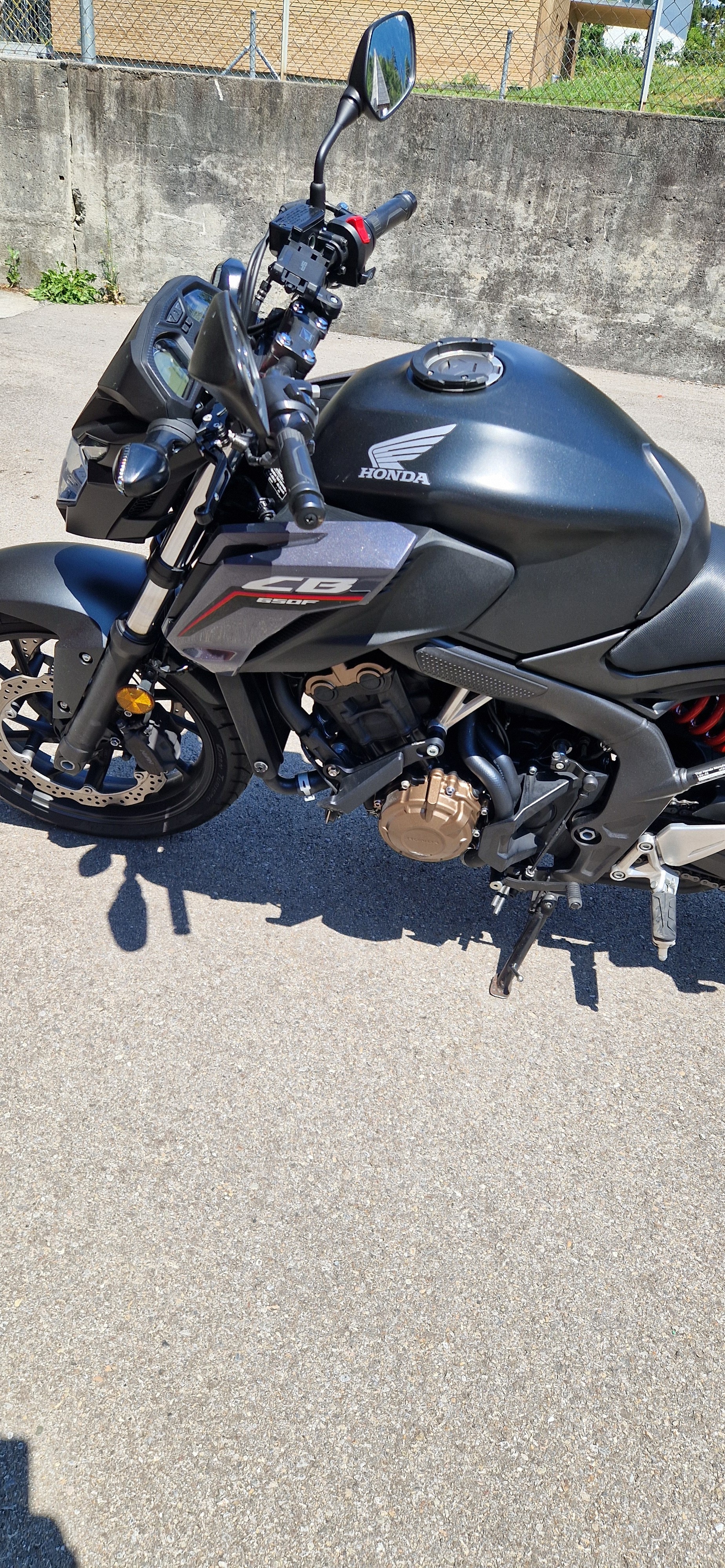 HONDA CB 650 F ABS-image-1