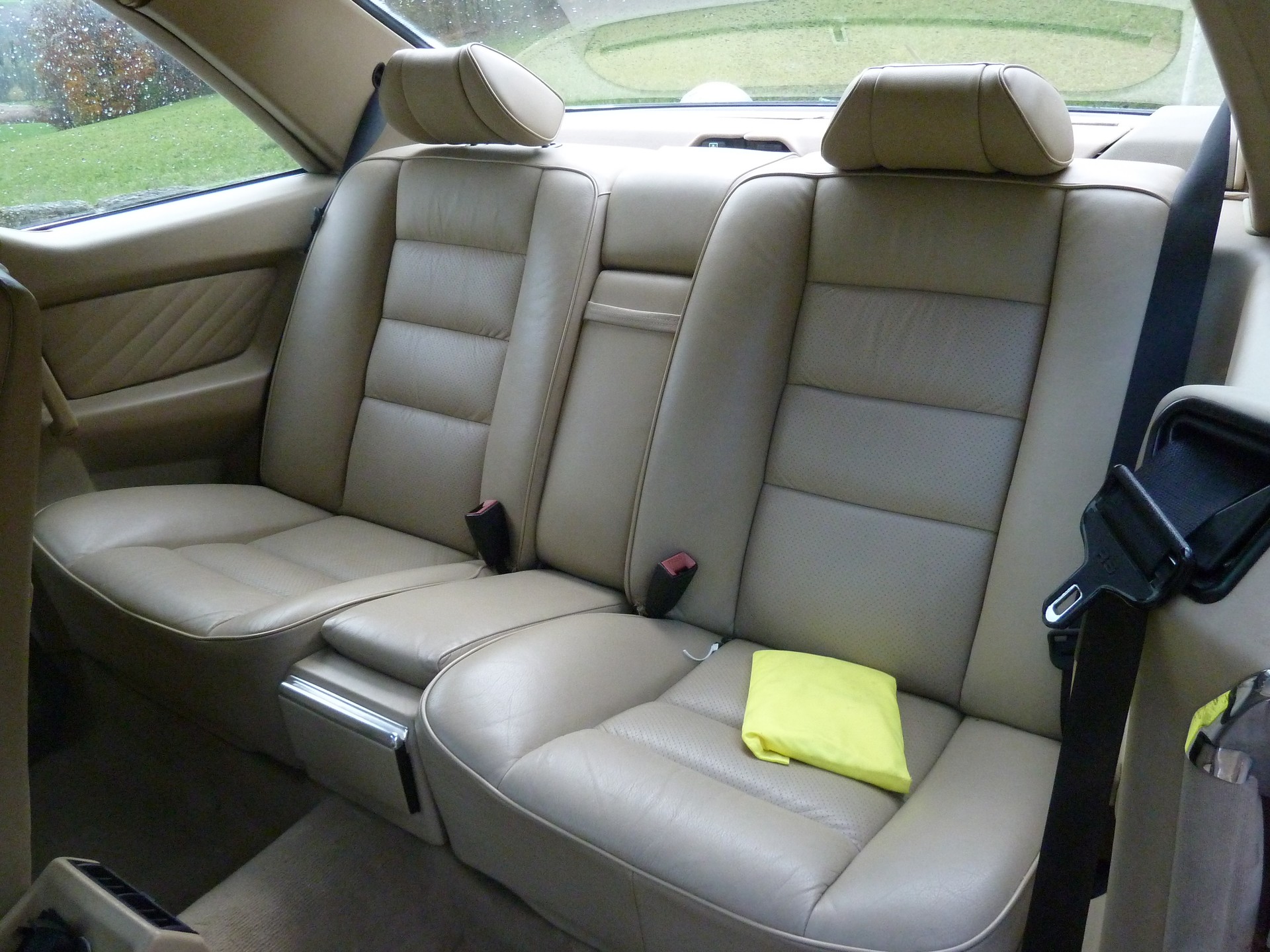 MERCEDES-BENZ 500 SEC-image-8