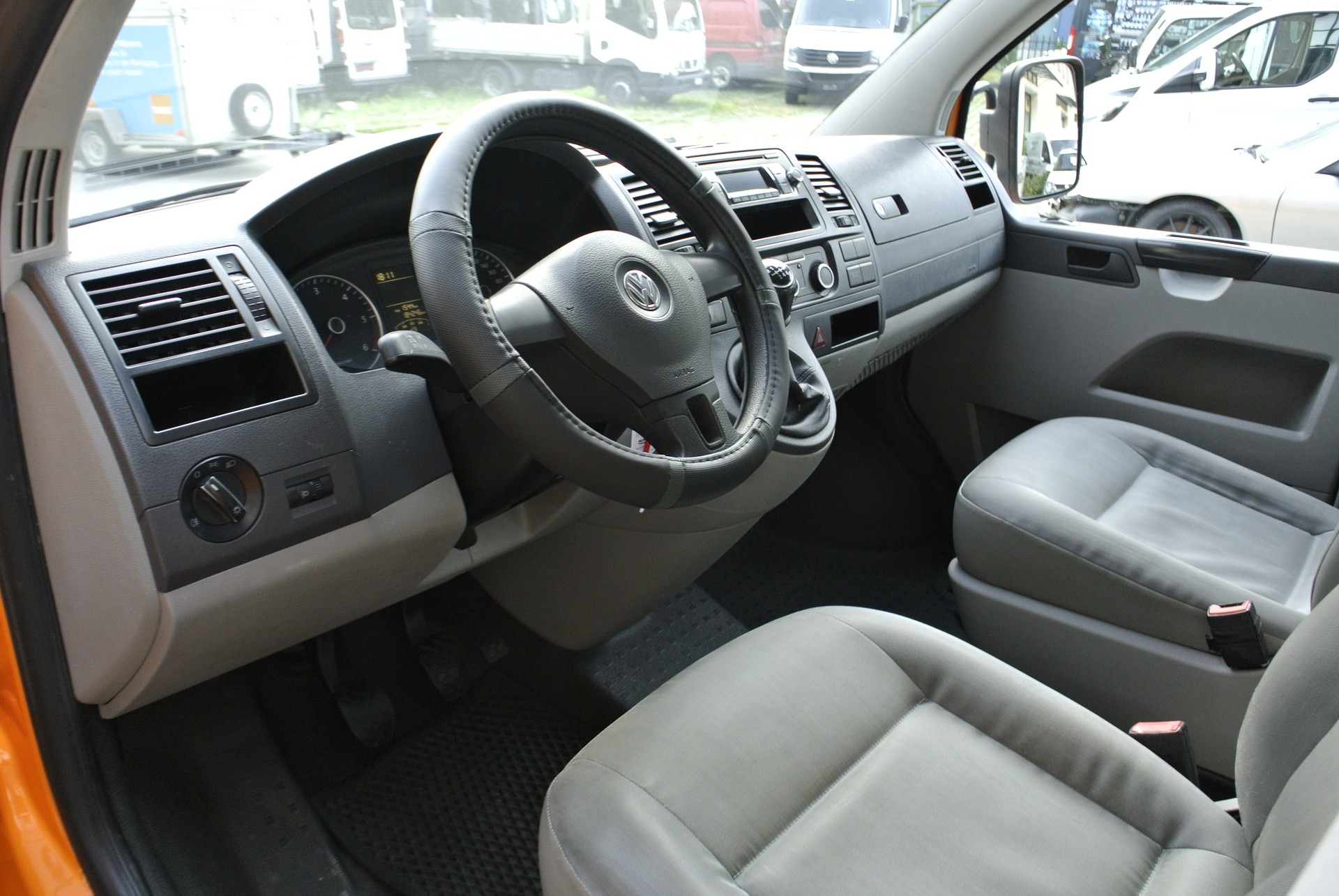 VW T5 2.0 TDI 4Motion-image-8
