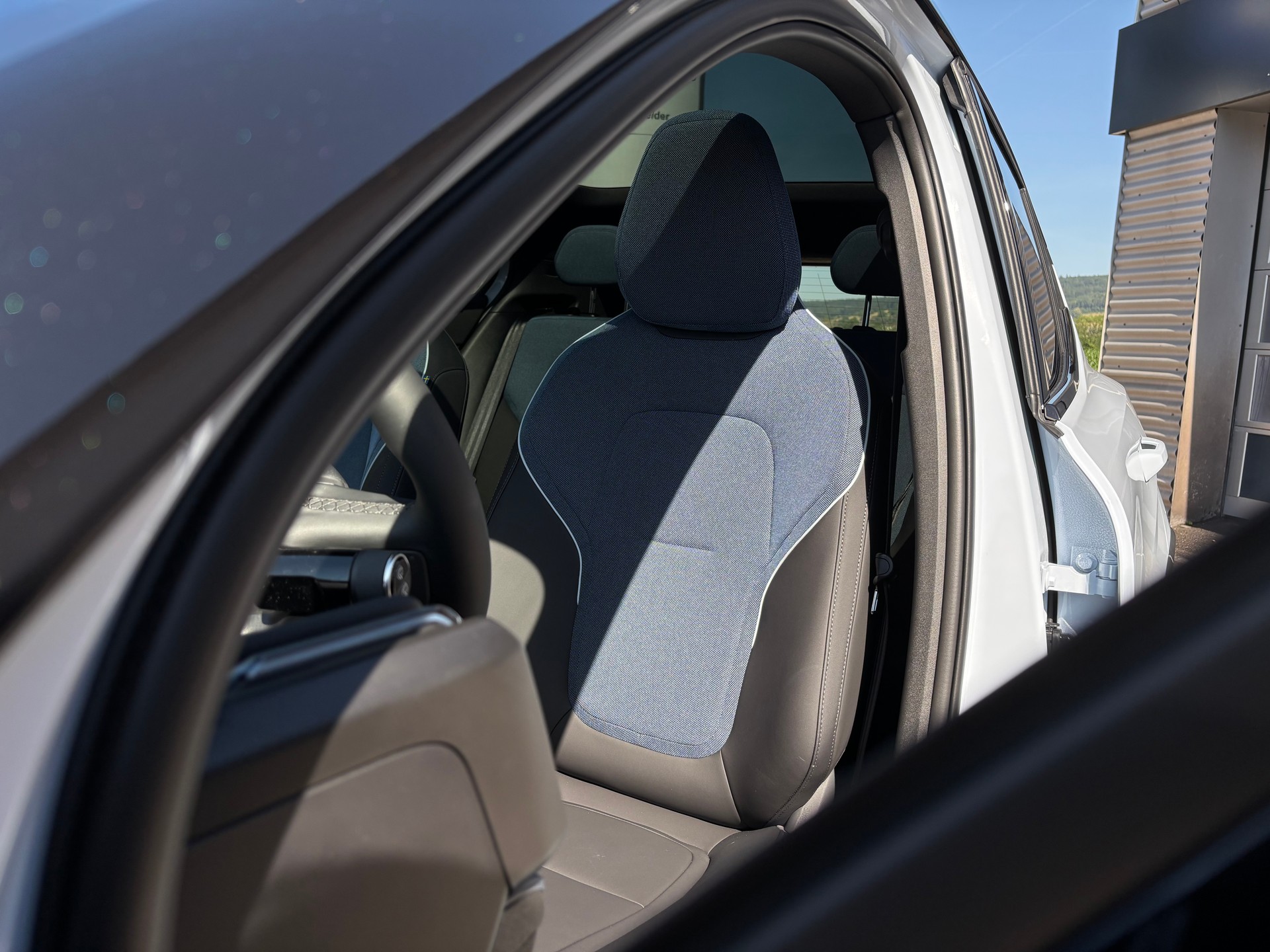 VOLVO EX30 CC E60 Twin Performance AWD-showroom-element-3