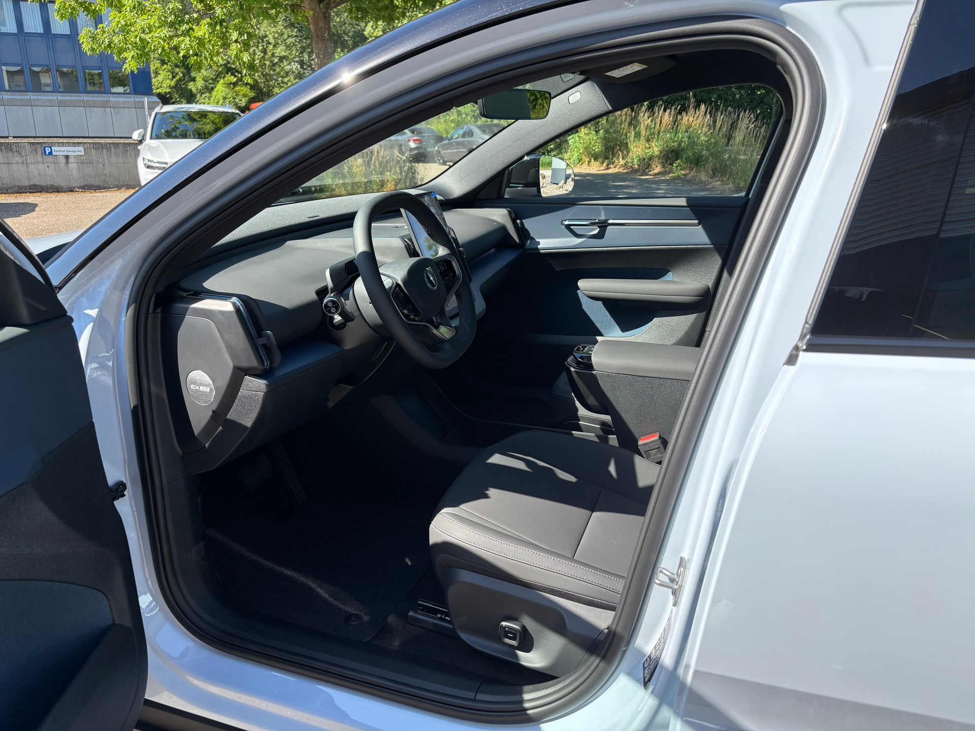 VOLVO EX30 CC E60 Twin Performance AWD-showroom-element-2