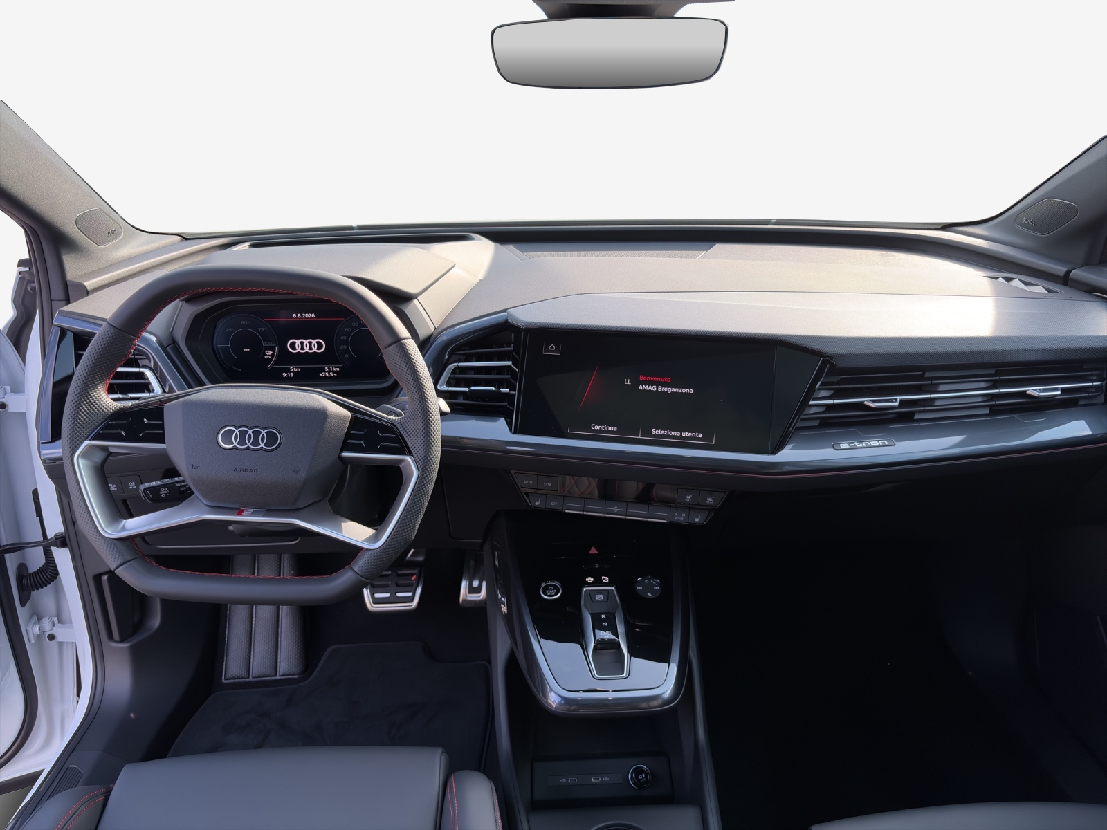 AUDI Q4 e-tron 45 Edition Swiss Ski quattro-image-8
