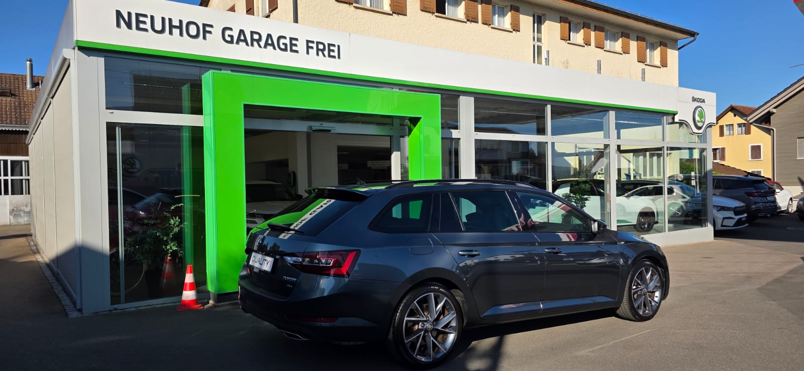 SKODA Superb 2.0 TSI SportLine+ 4x4 DSG-image-6