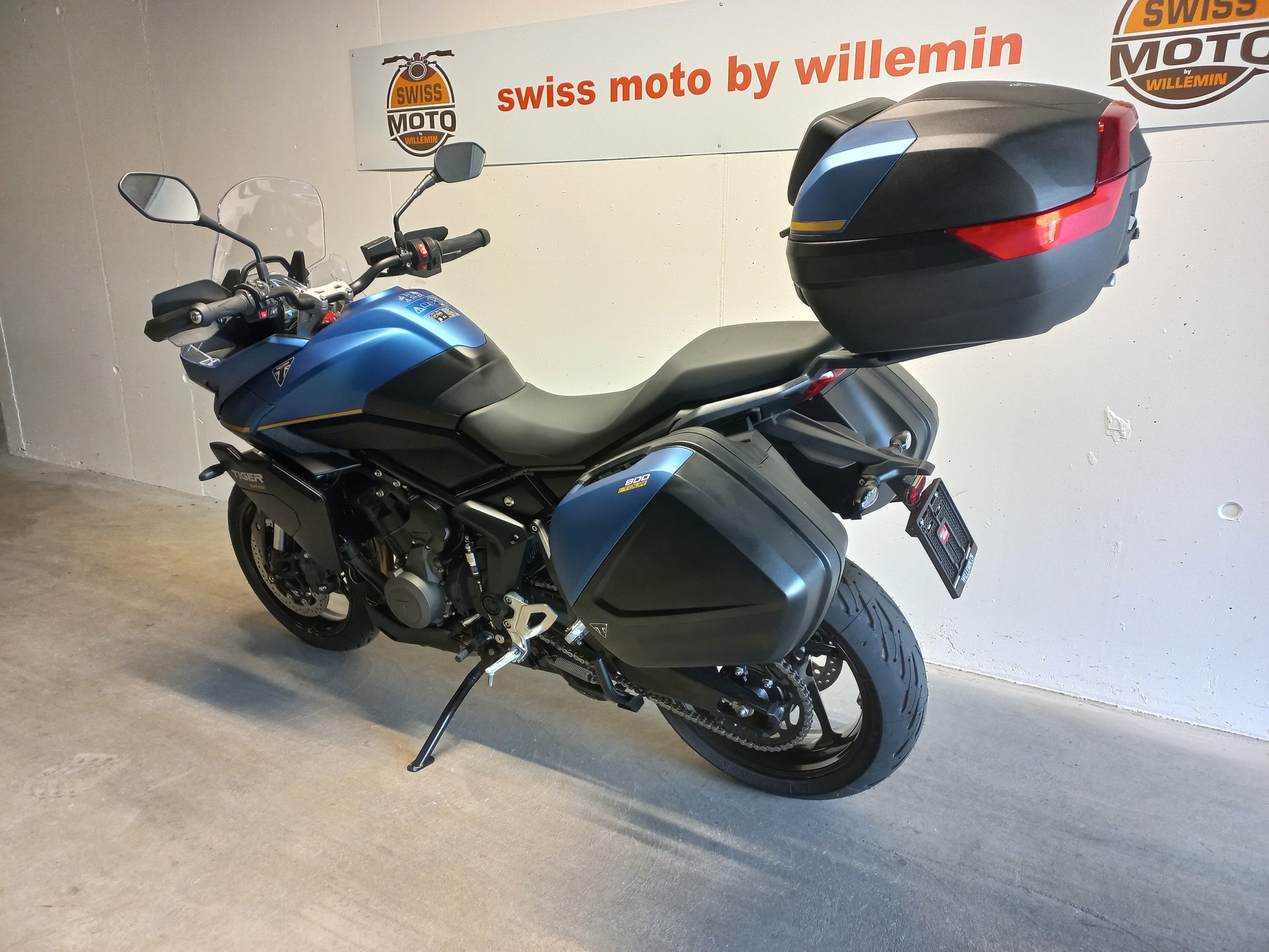 TRIUMPH Tiger Sport 800 tour-showroom-element-2