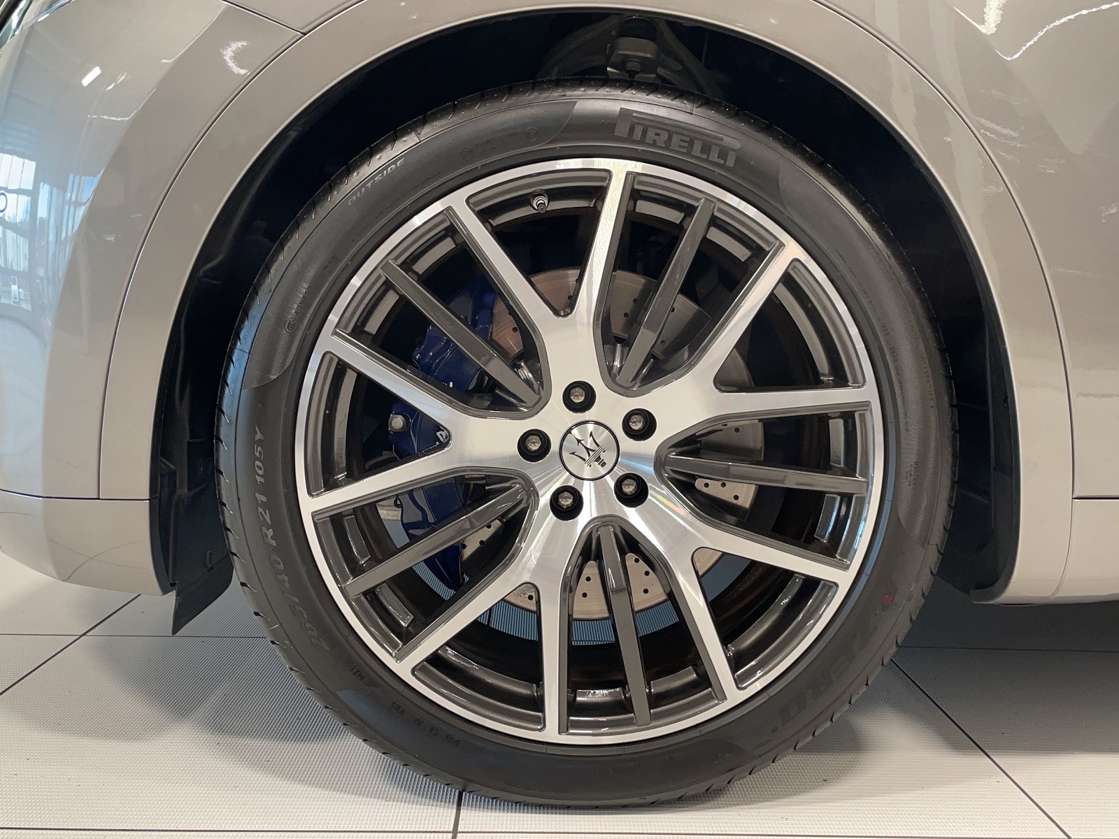 MASERATI Levante 3.0 V6 S GranLusso-image-14