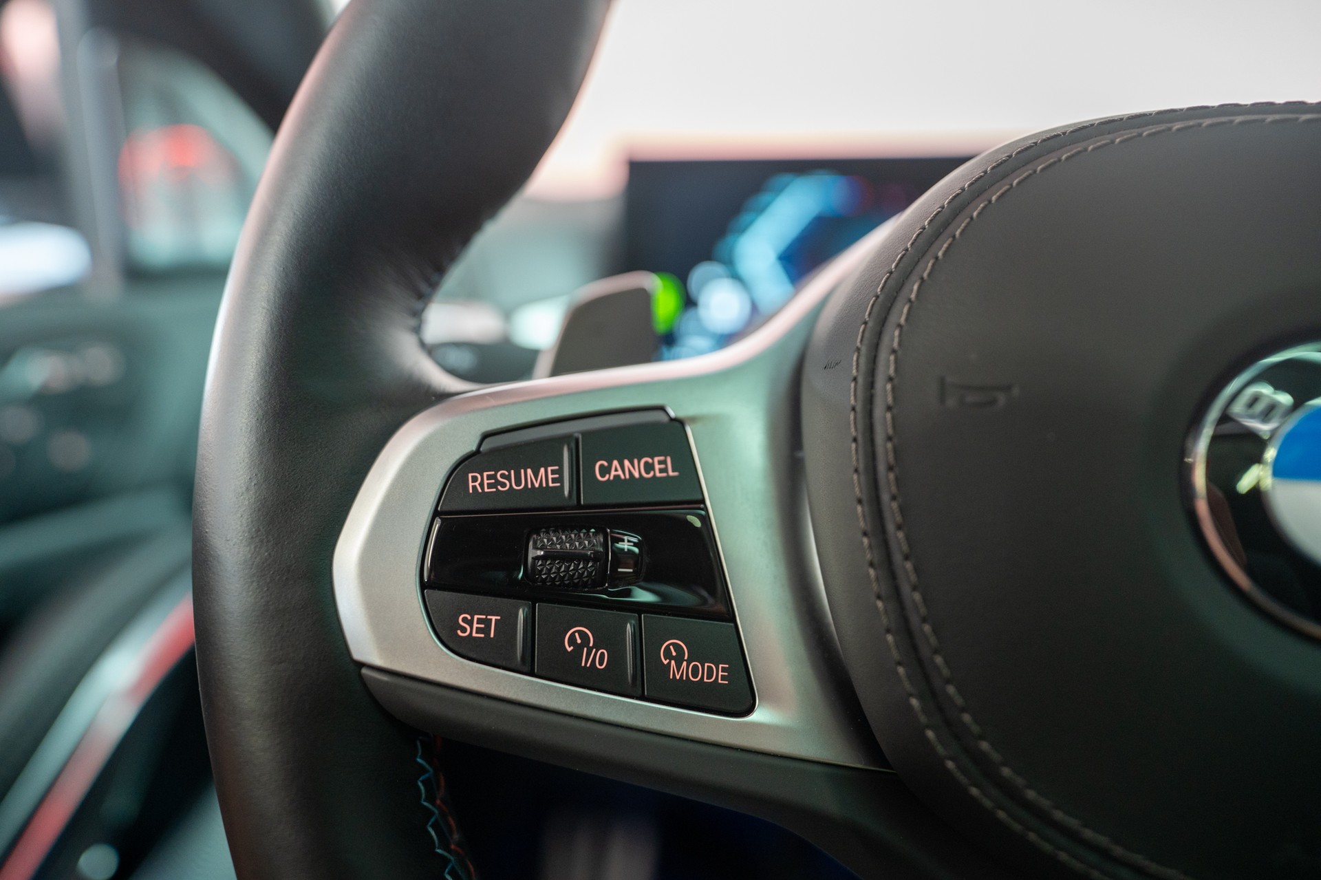 BMW X6 M60i M Sport Pro / Panorama-Glasdach / Bowers&Wilkins / 360°Kamera-image-26