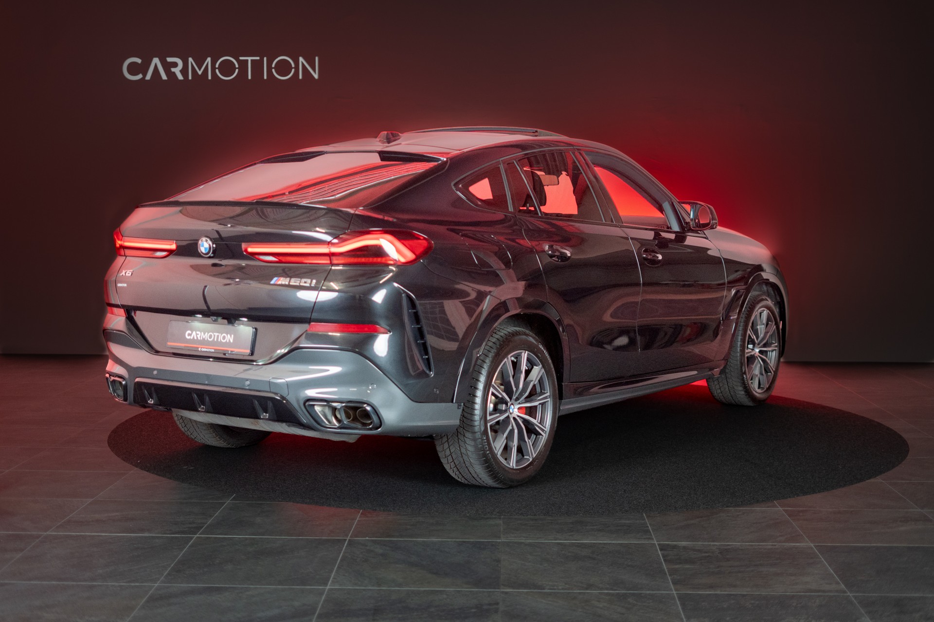 BMW X6 M60i M Sport Pro / Panorama-Glasdach / Bowers&Wilkins / 360°Kamera-showroom-element-3