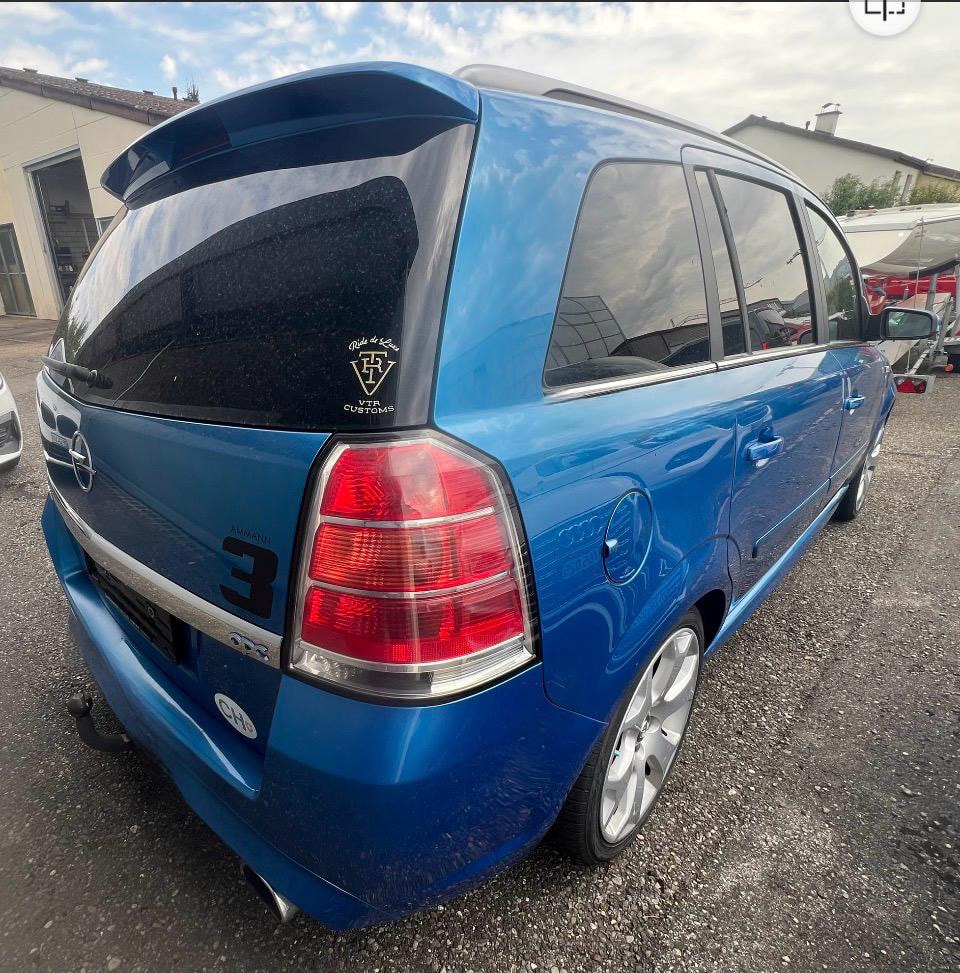 OPEL Zafira 2.0i 16V Turbo OPC-showroom-element-2