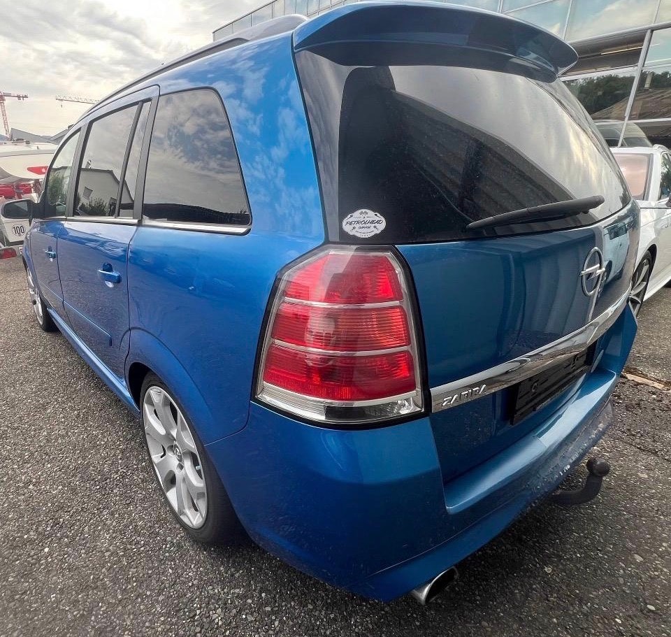 OPEL Zafira 2.0i 16V Turbo OPC-showroom-element-3