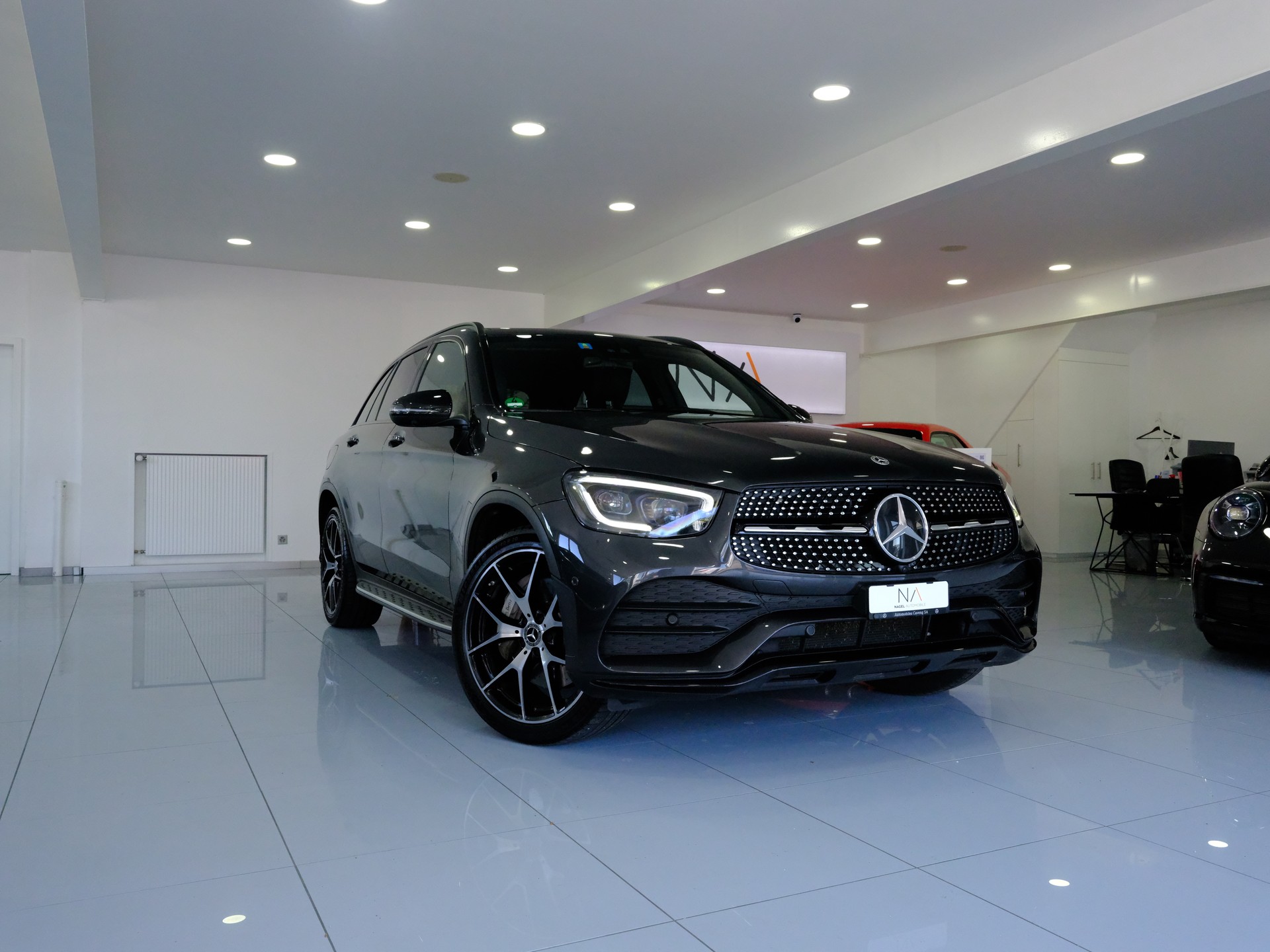 MERCEDES-BENZ GLC 220 d AMG Line 4Matic 9G-Tronic