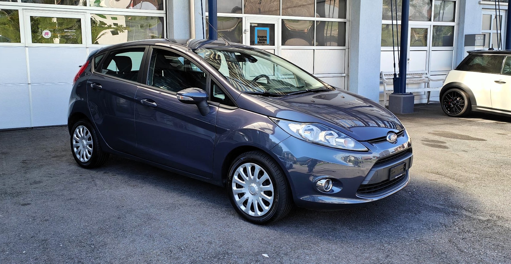FORD Fiesta 1.25 16V Ambiente-showroom-element-3