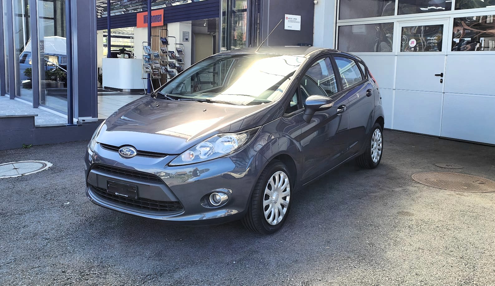 FORD Fiesta 1.25 16V Ambiente-showroom-element-1