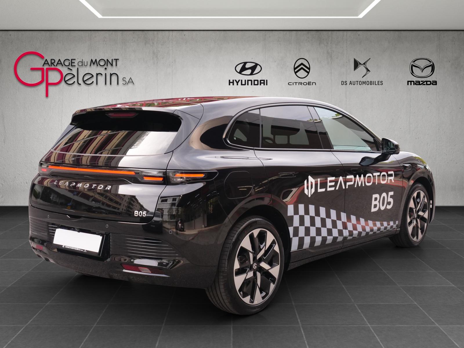 LEAPMOTOR B05 EV-showroom-element-3