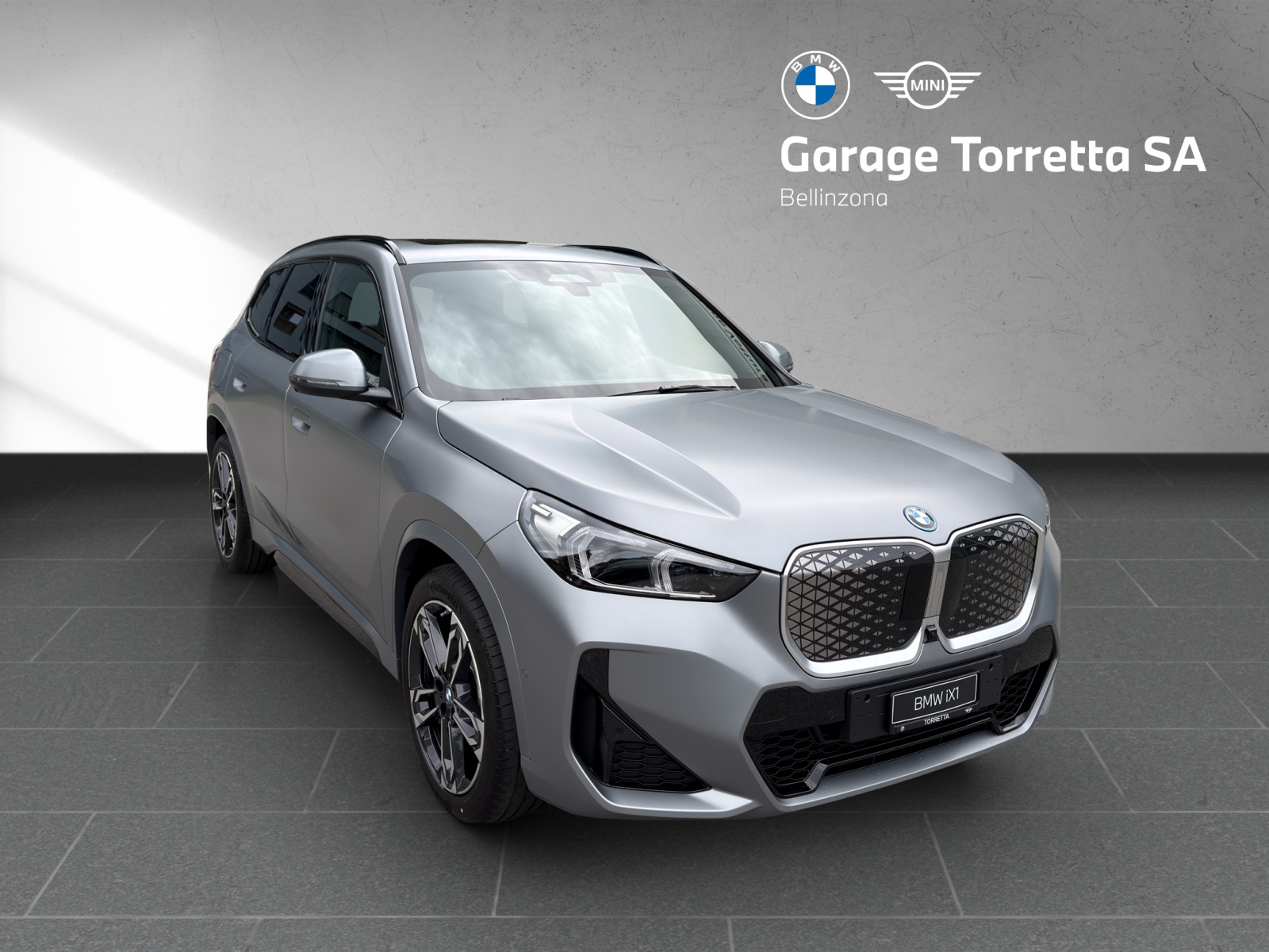 BMW iX1 eDrive 20 Edition M Sport-image-6