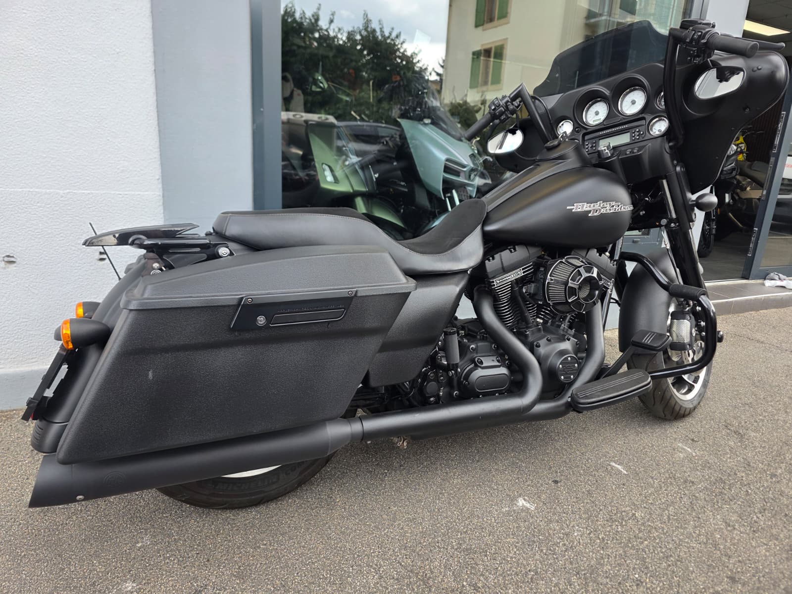 HARLEY-DAVIDSON FLHX Street Glide ABS-image-8