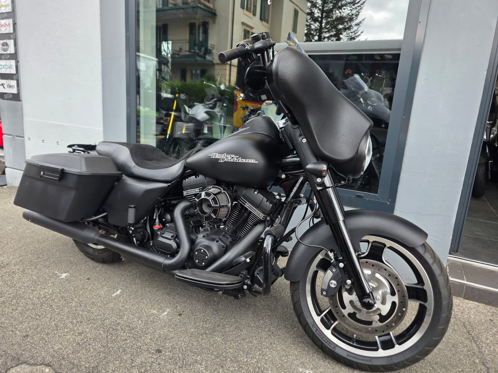 HARLEY-DAVIDSON FLHX Street Glide ABS-image-1